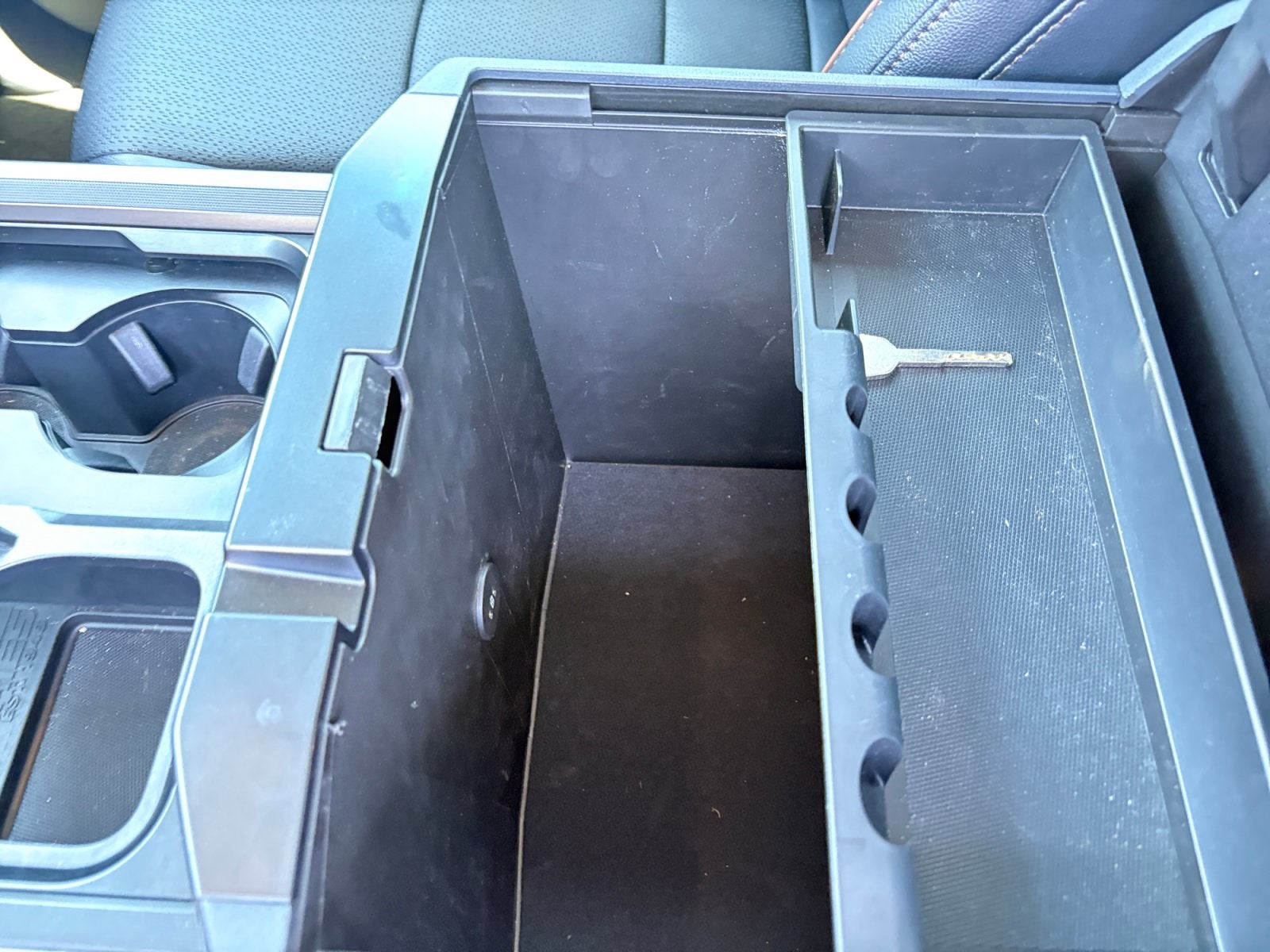 2026 Ford Super Duty F-350 DRW Base