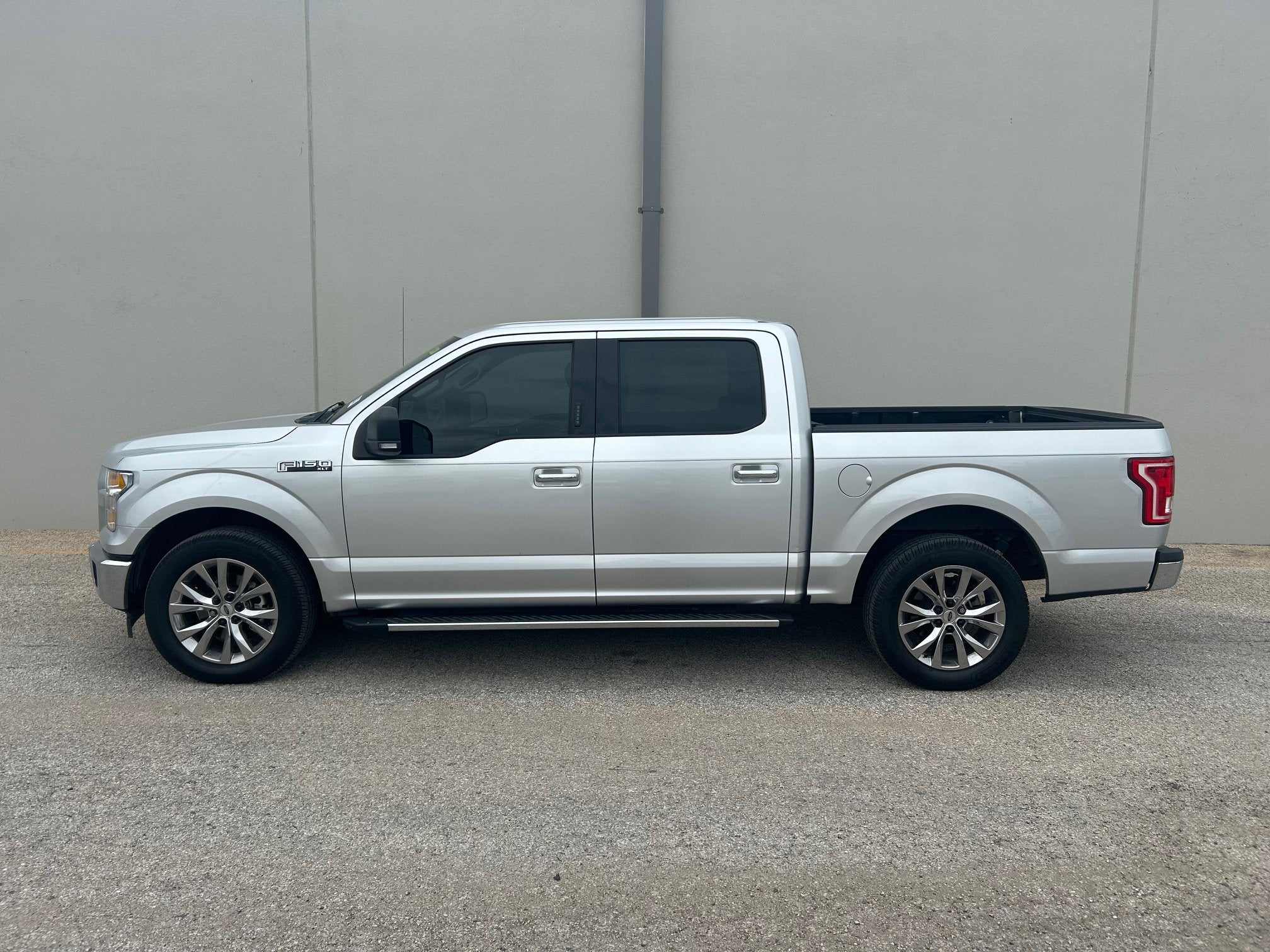 2017 Ford F-150 Base