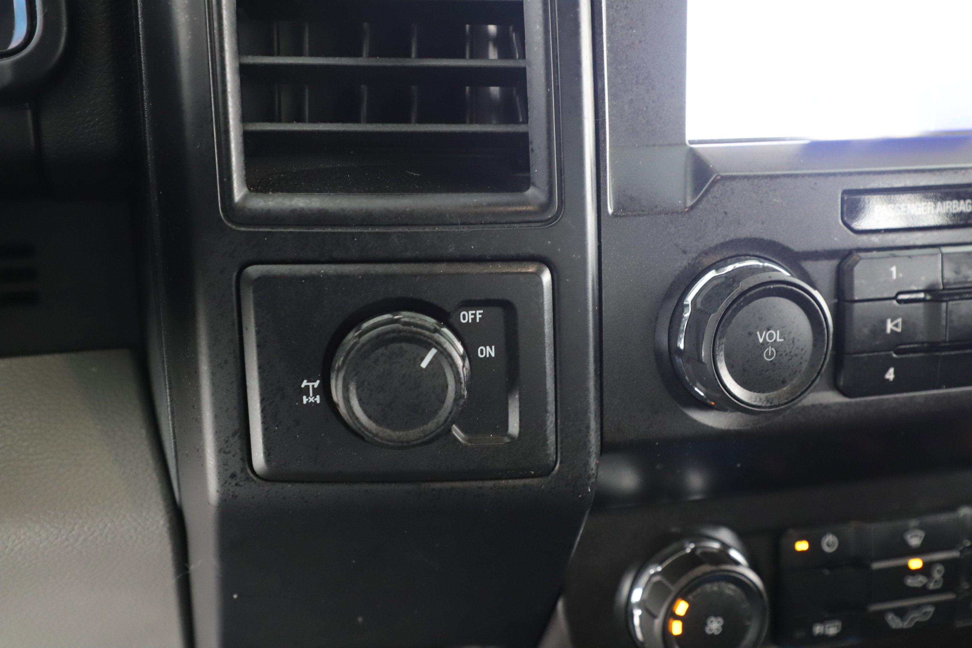 2020 Ford F-150 Base