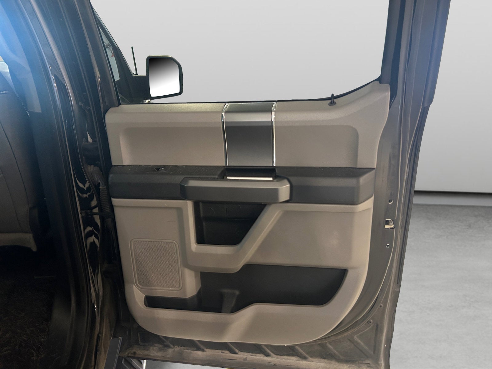 2016 Ford F-150 Base