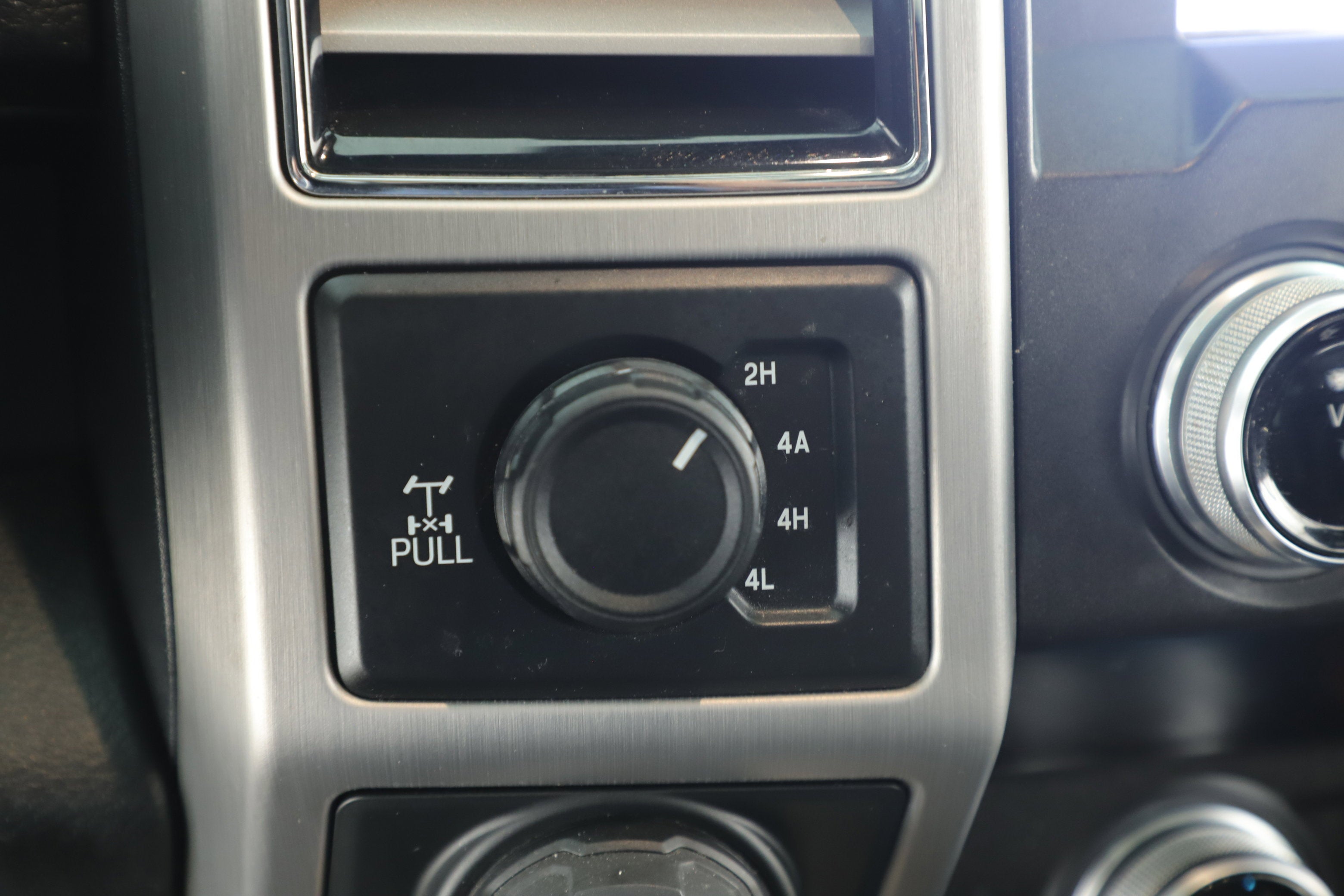 2020 Ford F-150 Base