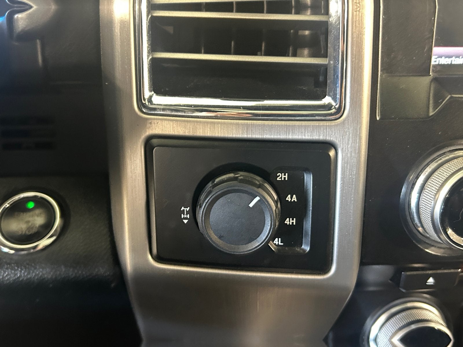 2015 Ford F-150 Base