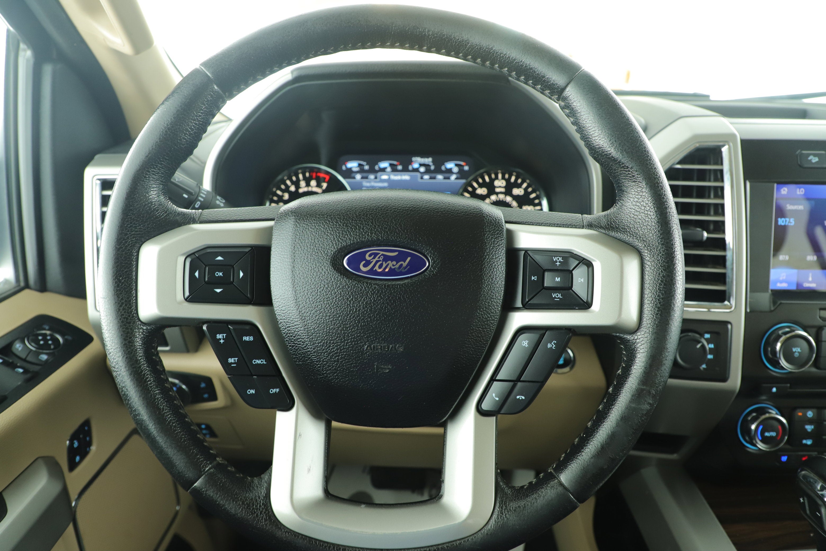2015 Ford F-150 Base