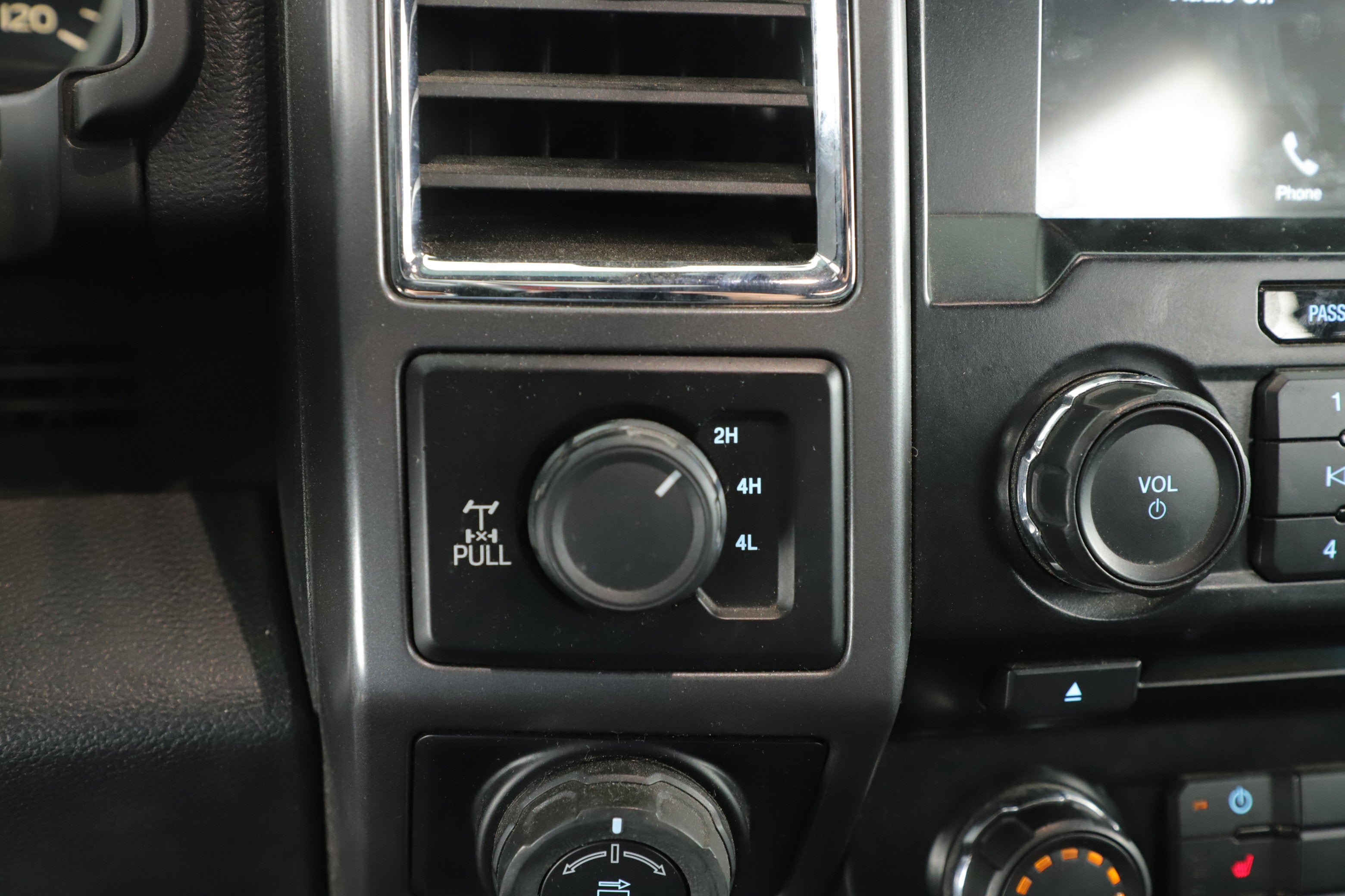 2016 Ford F-150 Base