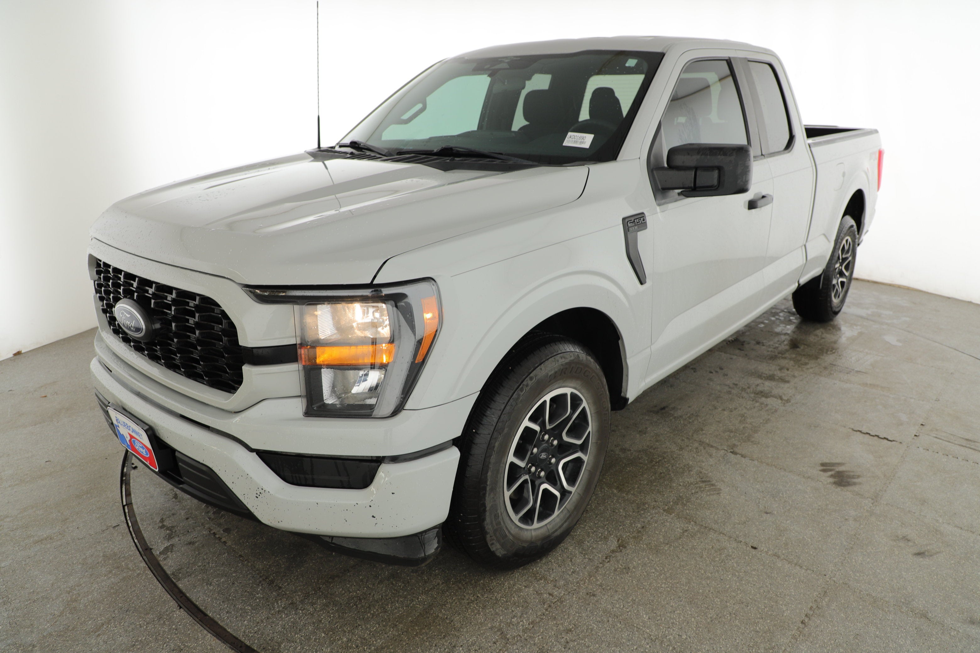 2023 Ford F-150 Base