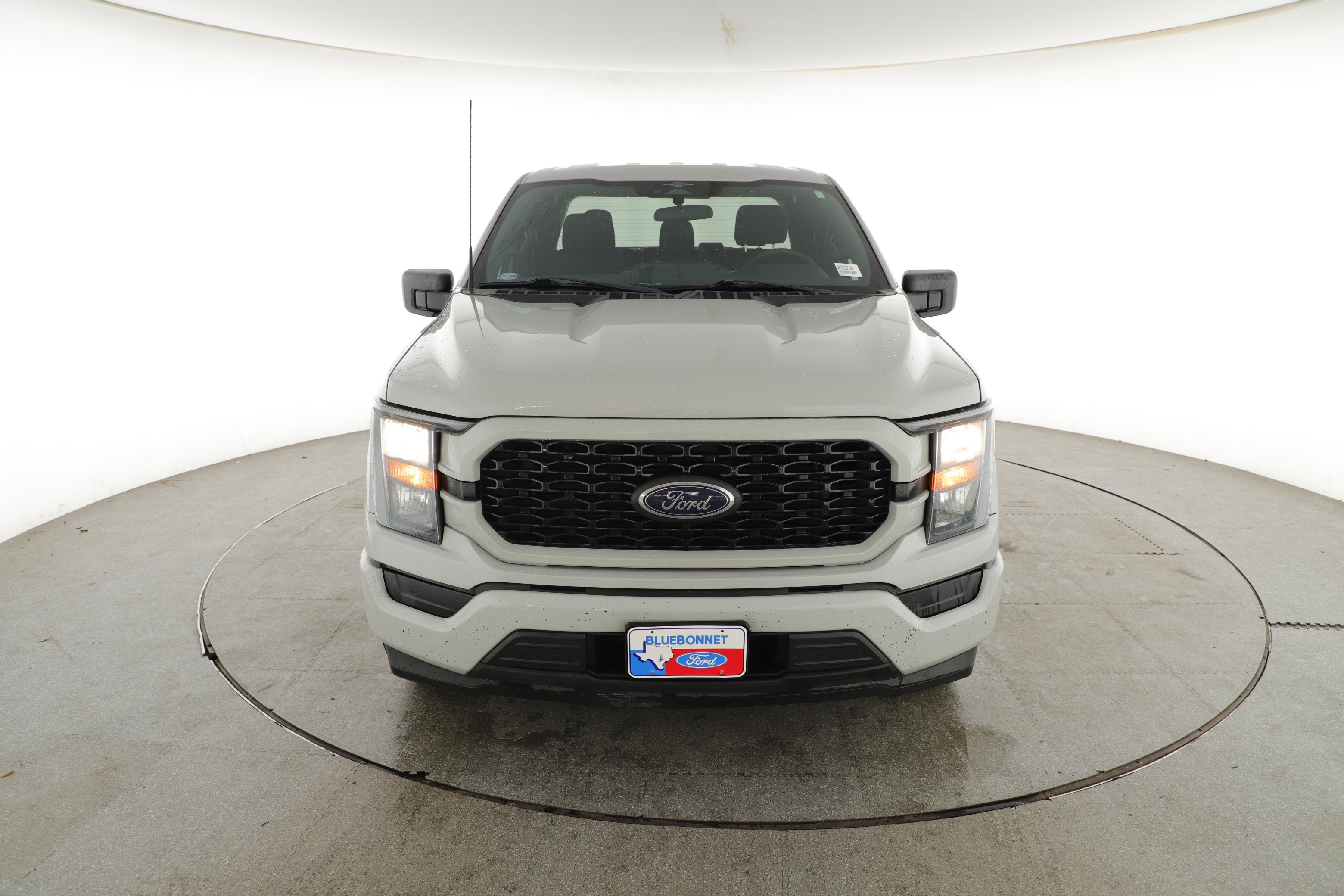2023 Ford F-150 Base