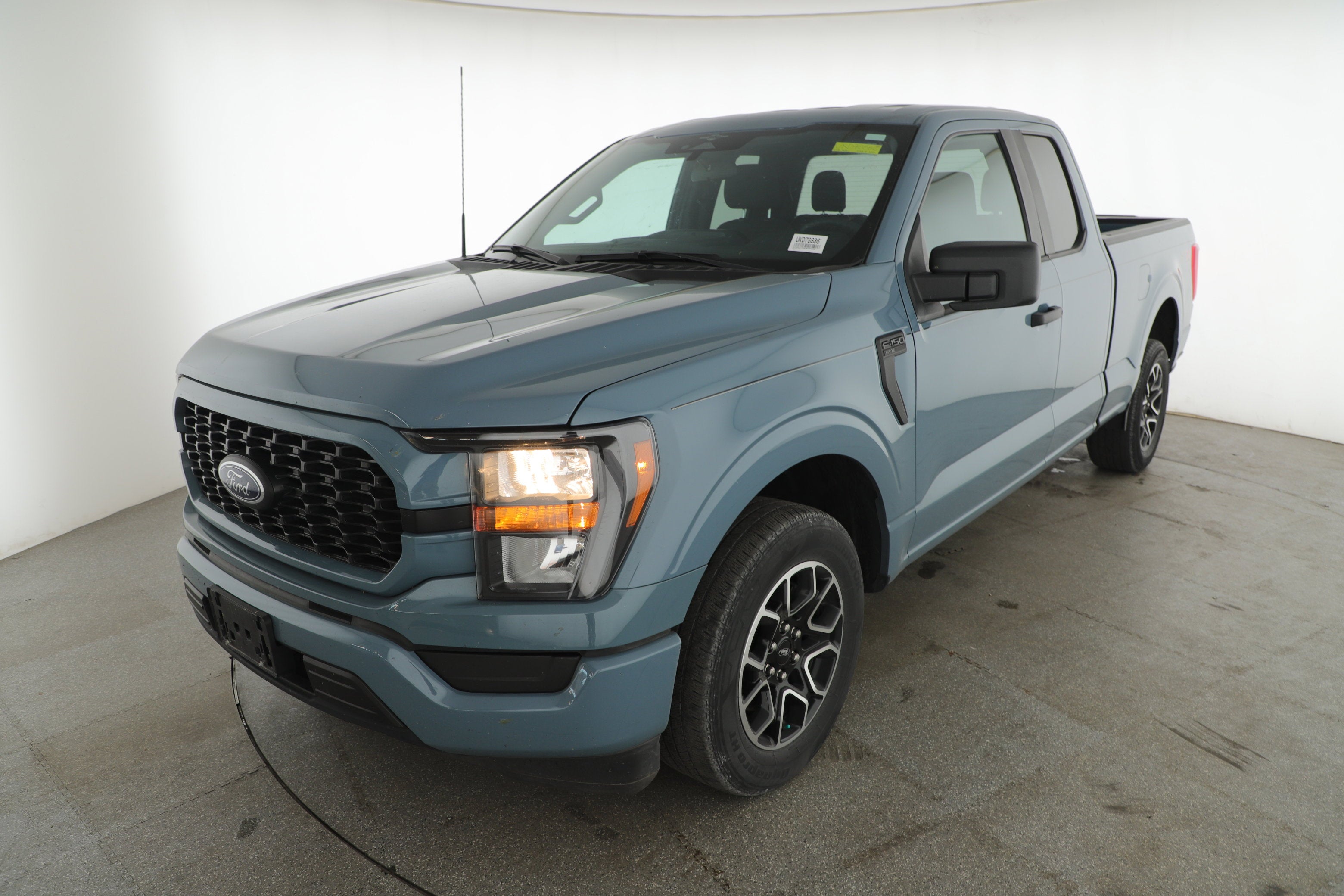 2023 Ford F-150 Base