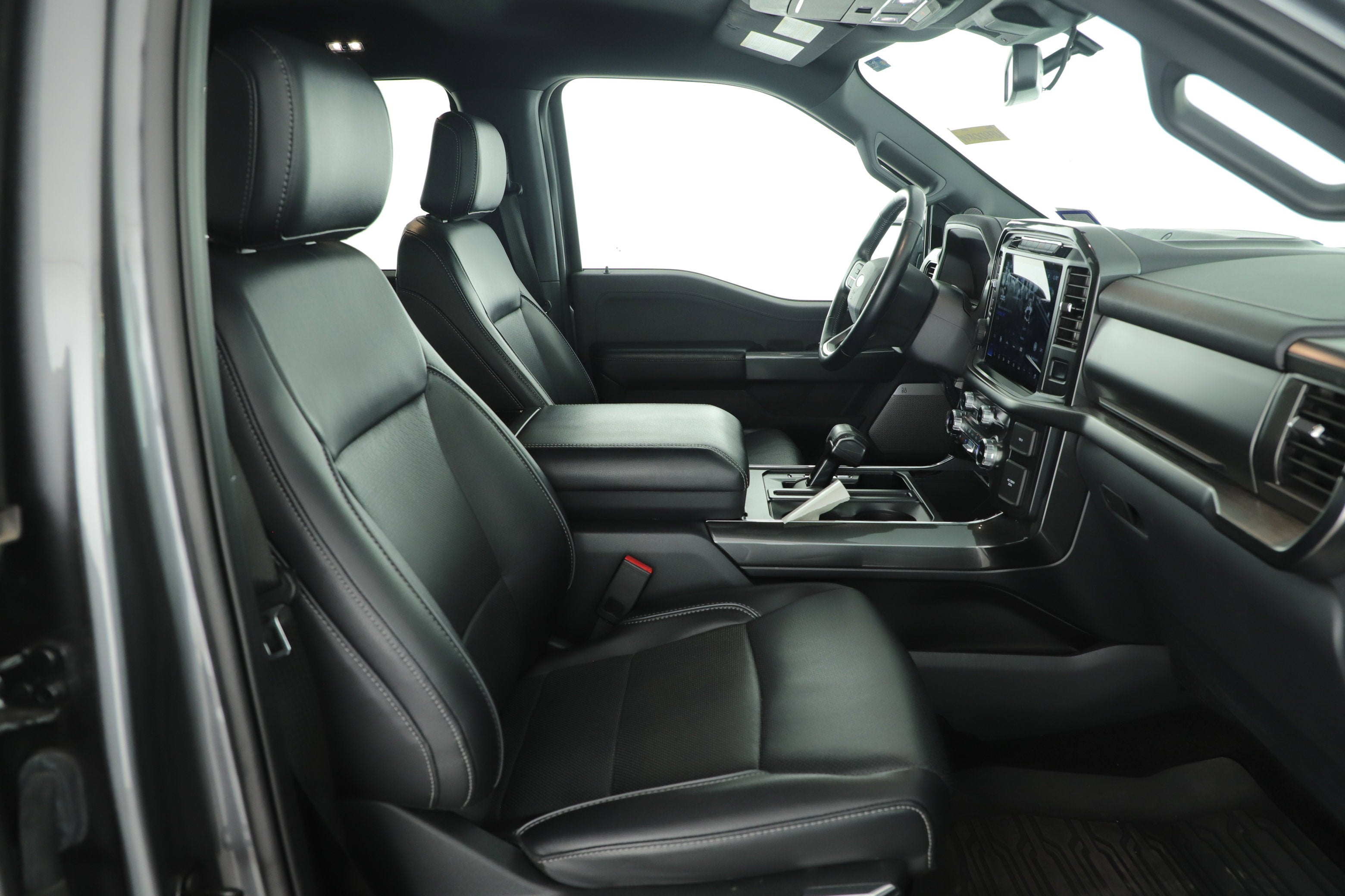 2022 Ford F-150 Base