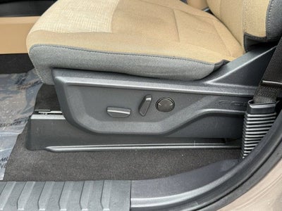 2023 Ford F-150 Base