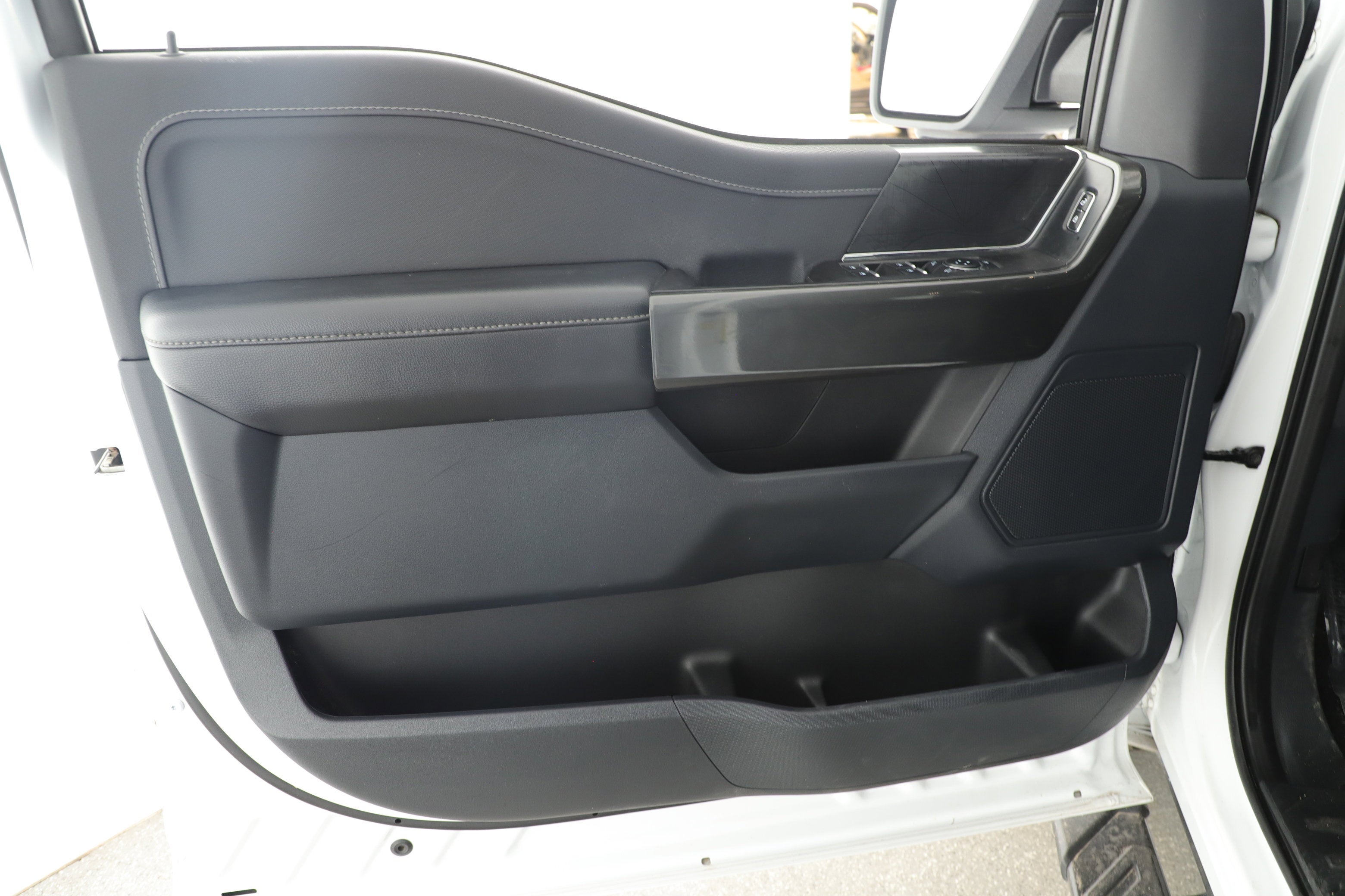 2023 Ford F-150 Base