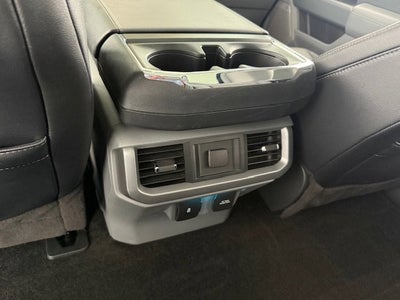 2022 Ford F-150 Base