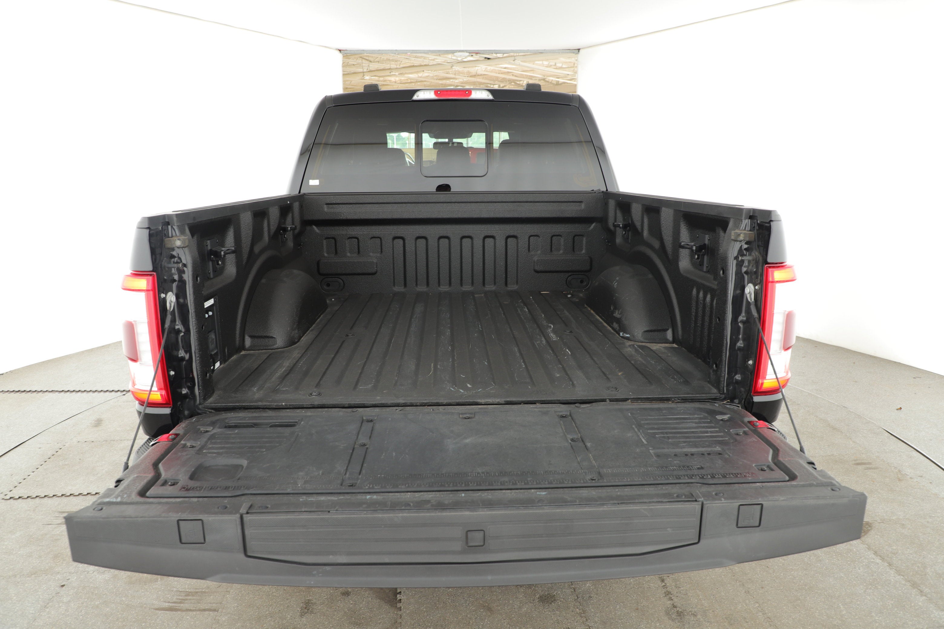 2023 Ford F-150 Base