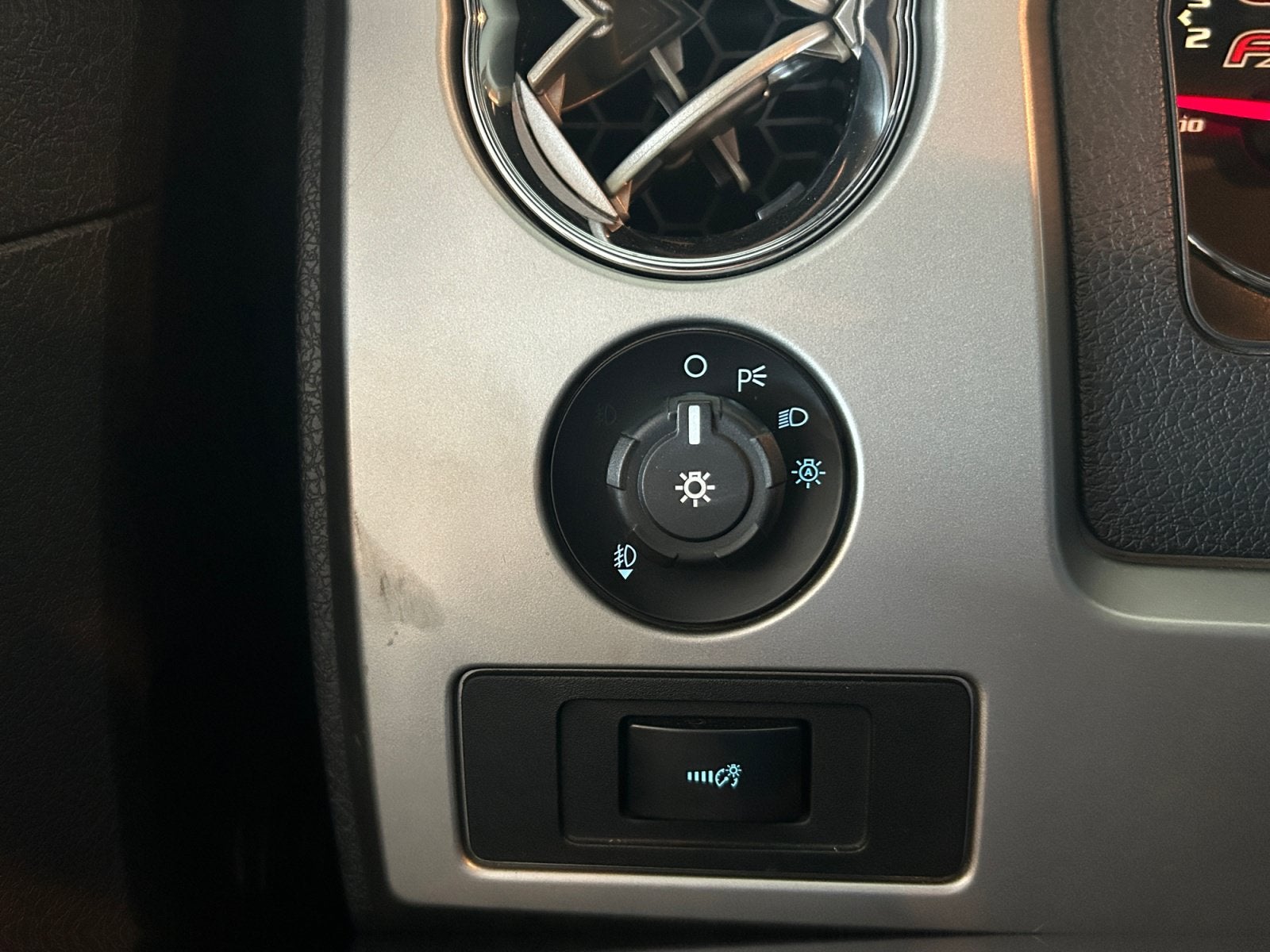 2014 Ford F-150 Base