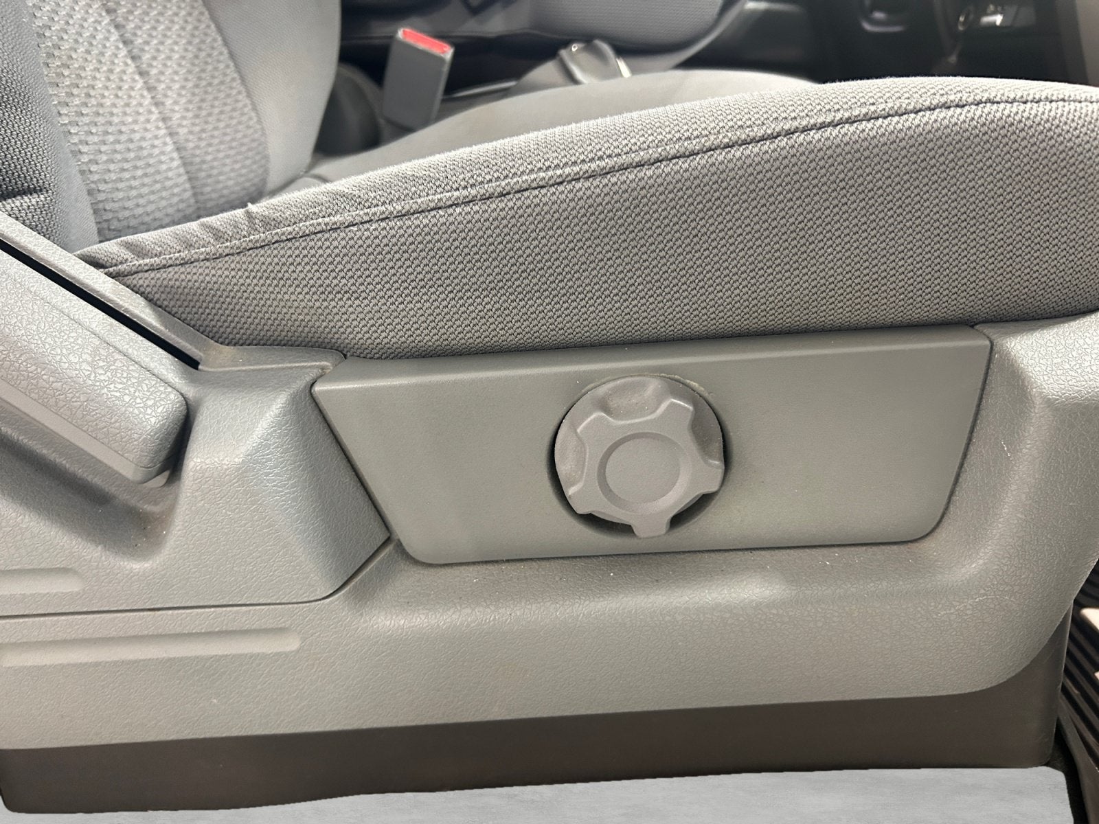 2014 Ford F-150 Base
