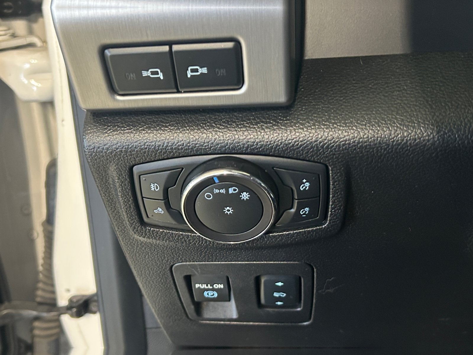 2018 Ford F-150 Base
