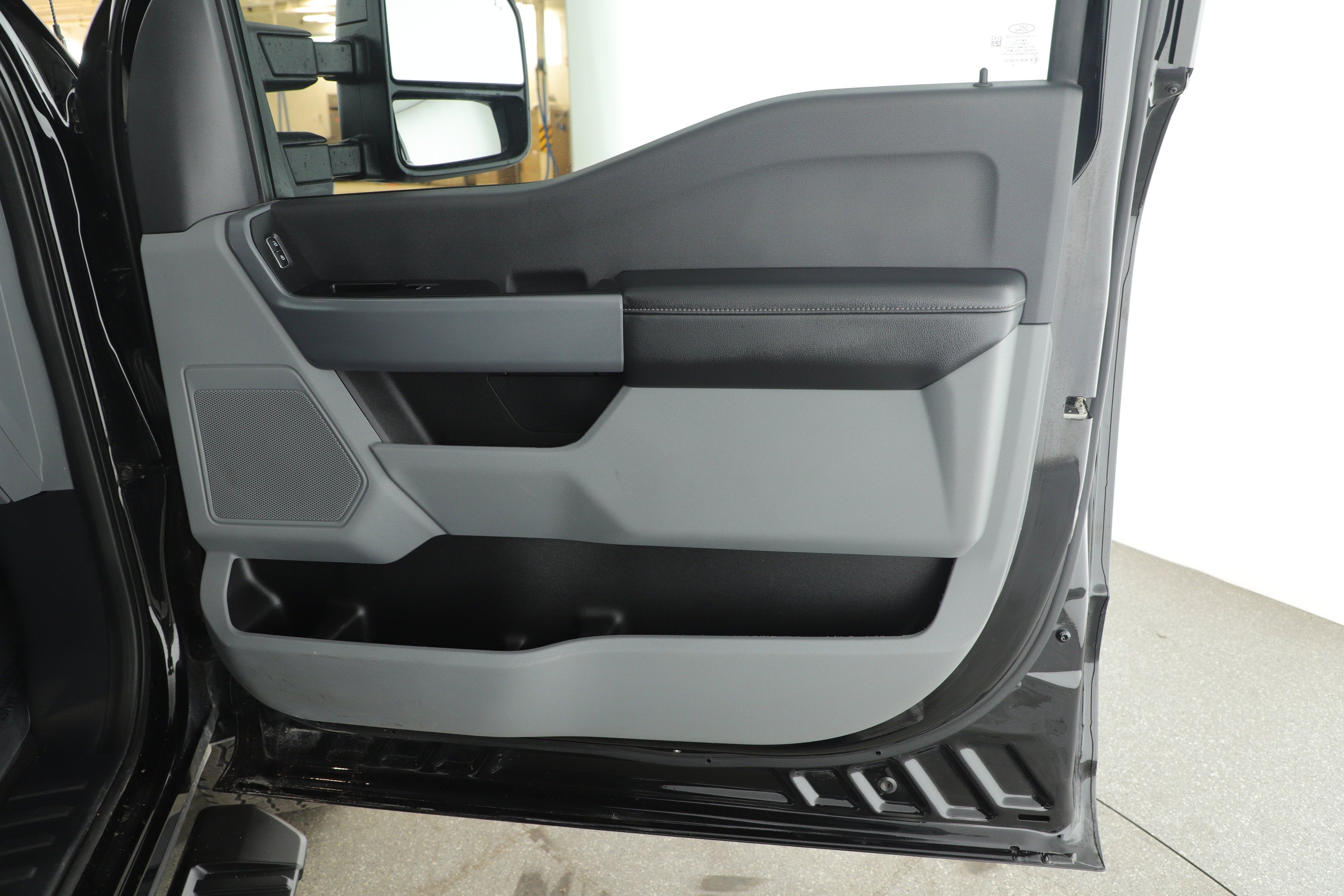 2024 Ford Super Duty F-350 SRW XL