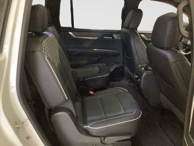 2024 GMC Acadia FWD Denali