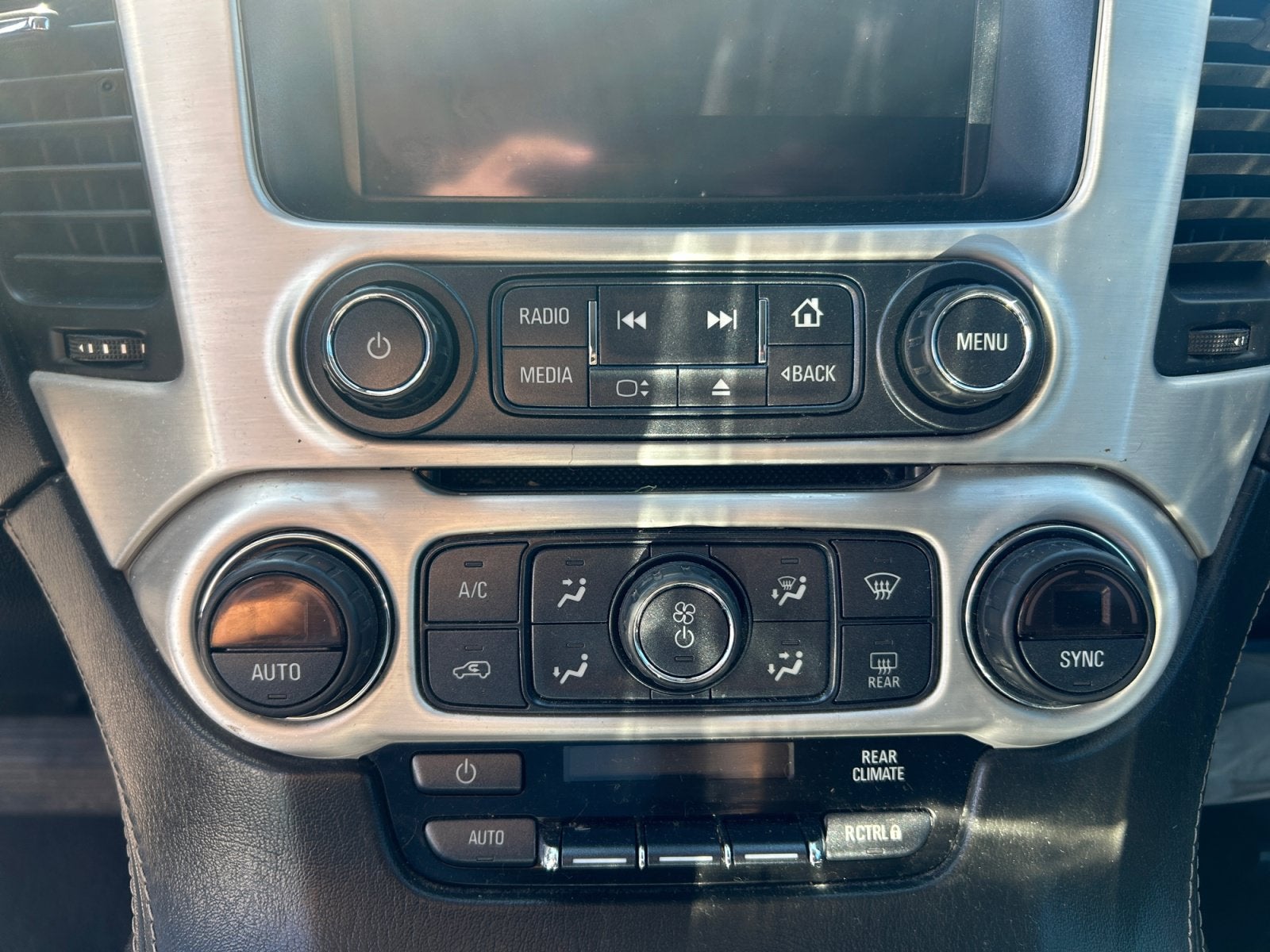 2017 GMC Yukon SLE