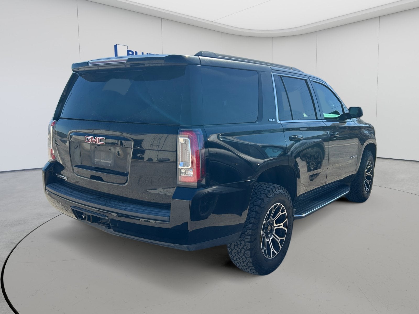2017 GMC Yukon SLE