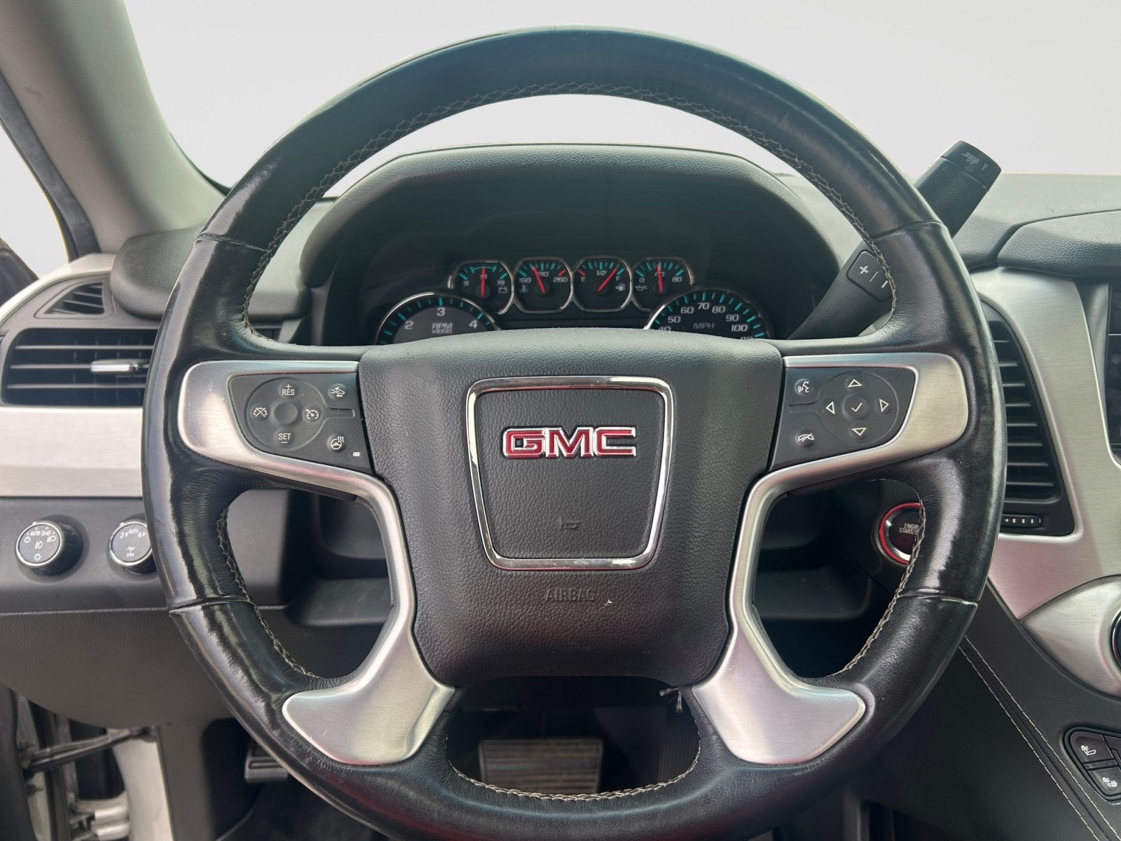 2017 GMC Yukon XL SLT