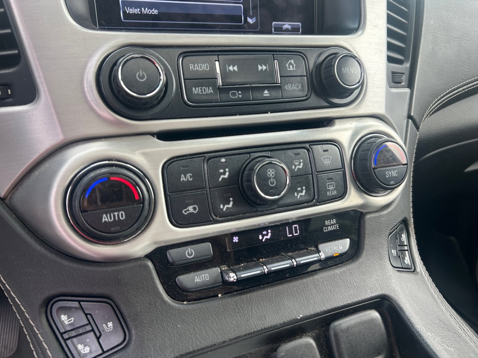 2017 GMC Yukon XL SLT