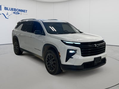2025 Chevrolet Traverse FWD LT