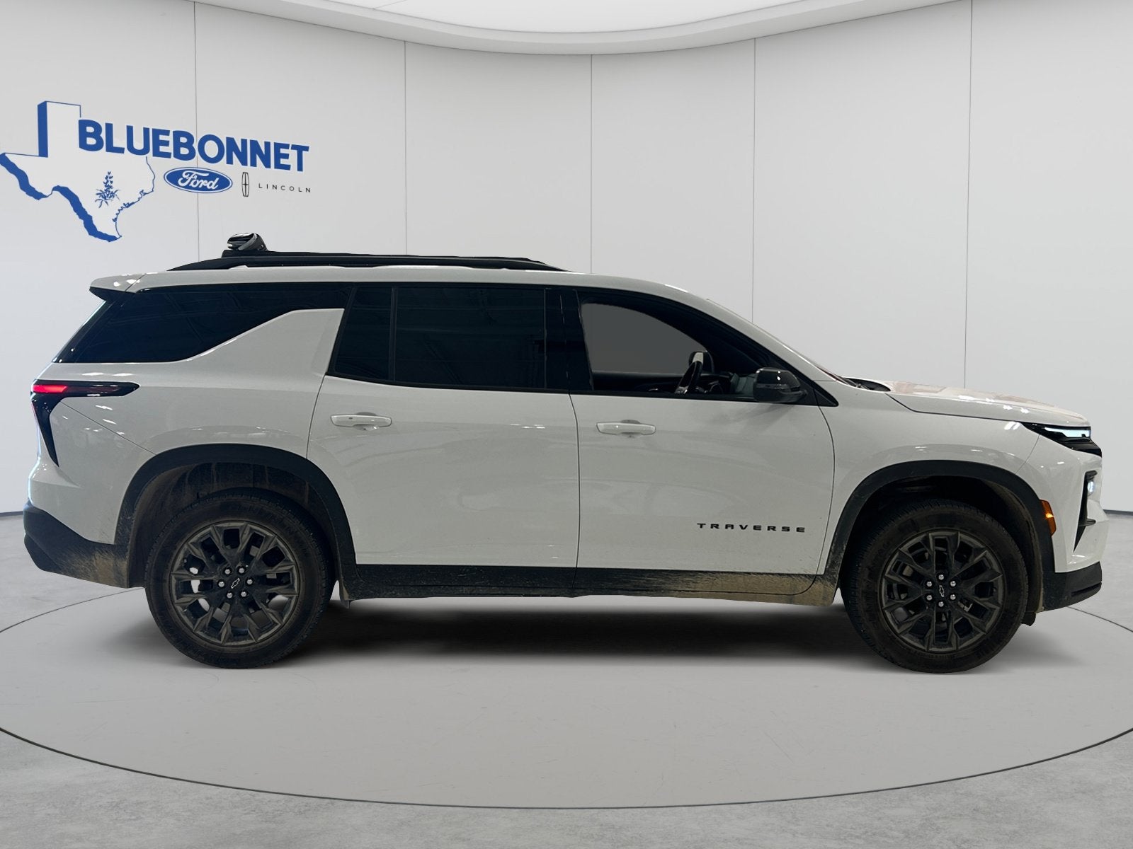 2025 Chevrolet Traverse FWD LT