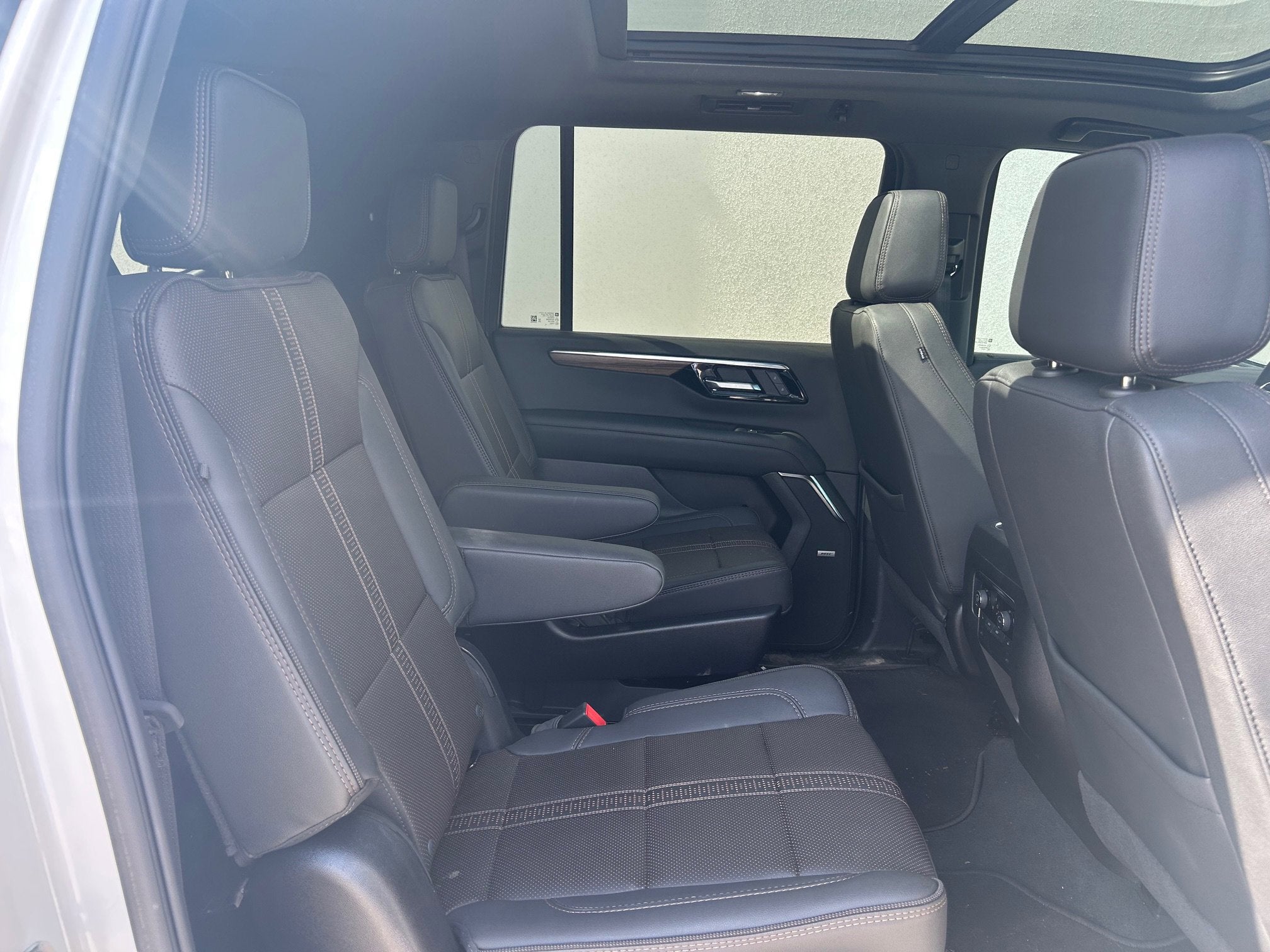 2025 Chevrolet Suburban High Country