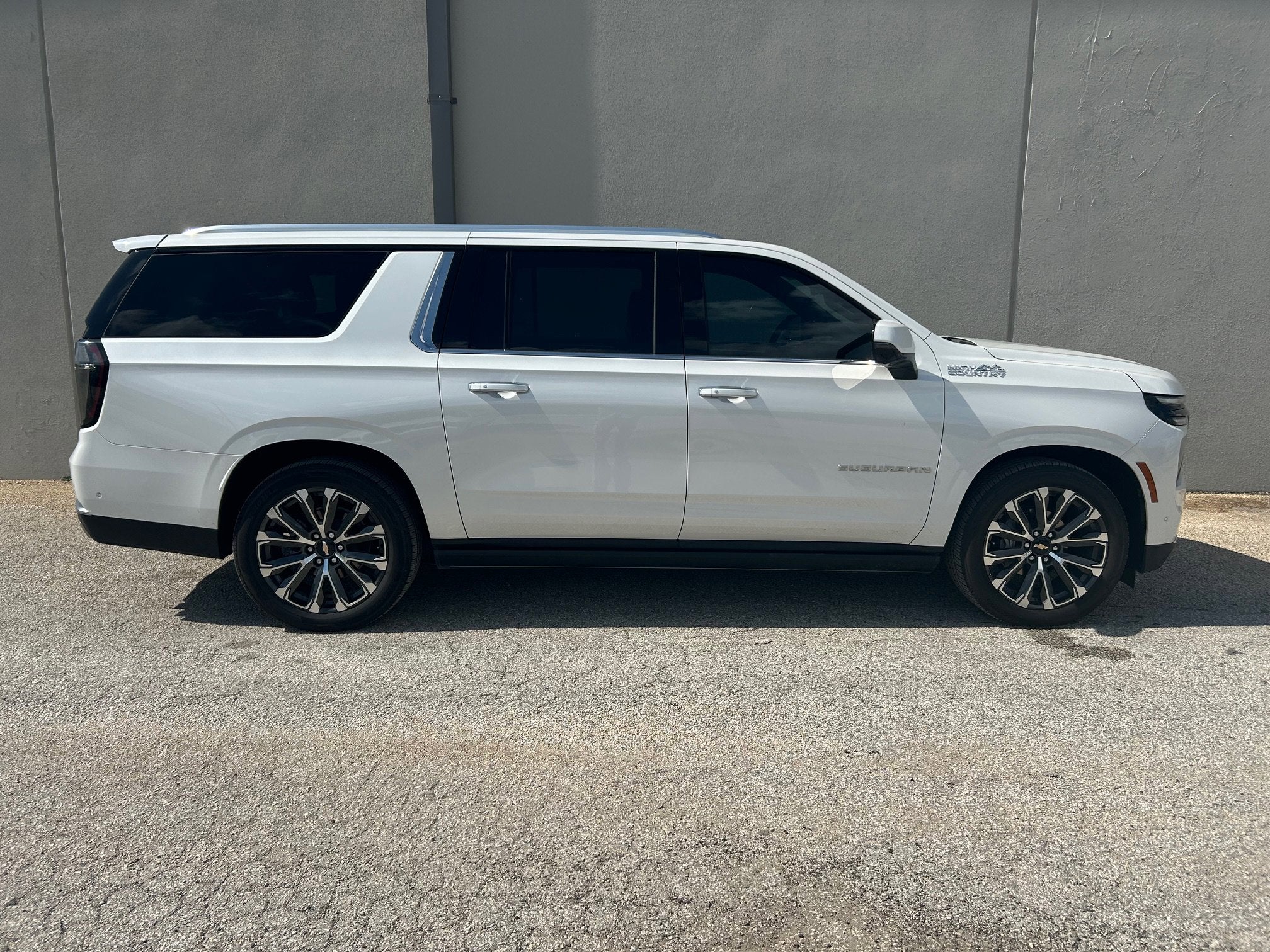 2025 Chevrolet Suburban High Country