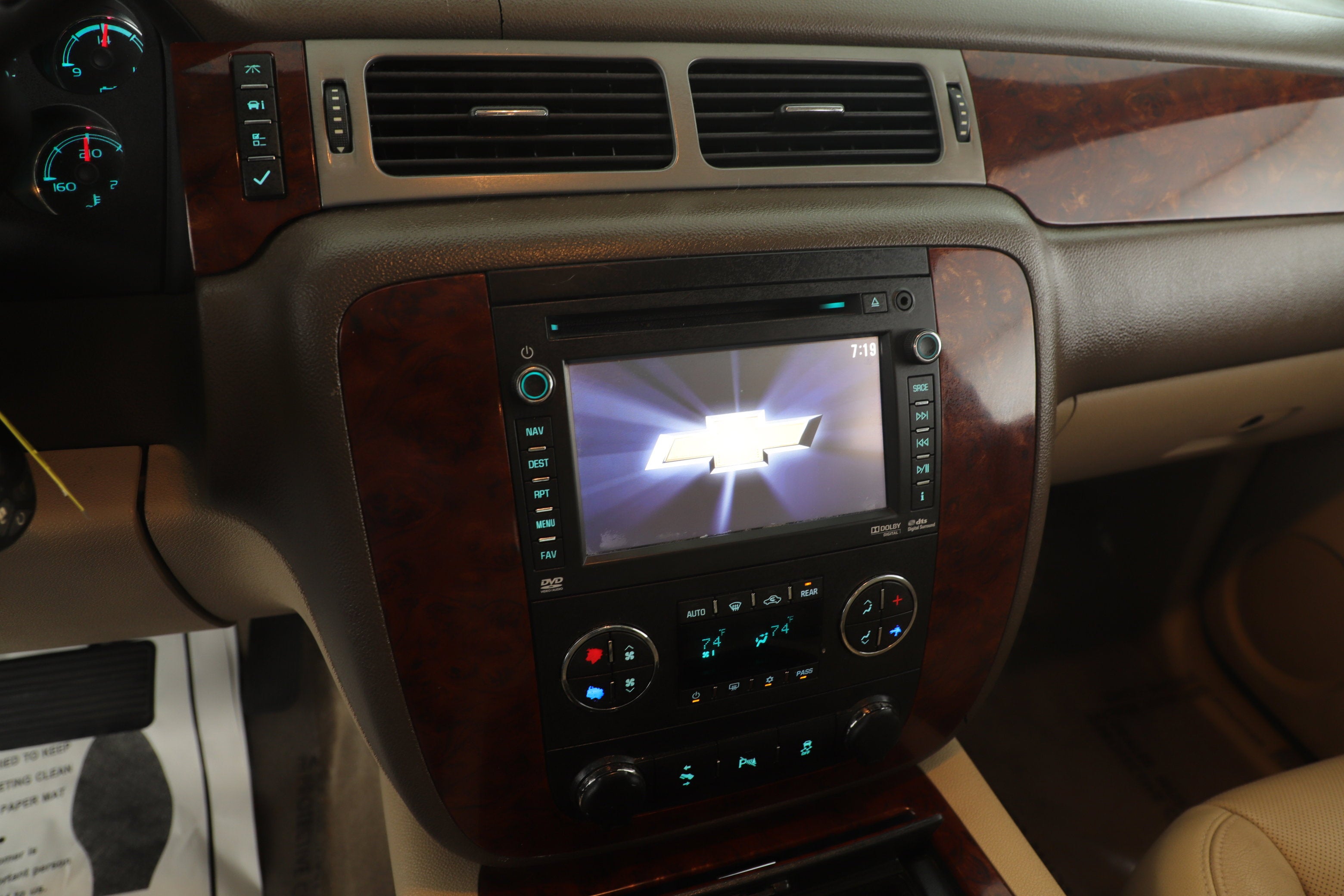 2013 Chevrolet Suburban LTZ