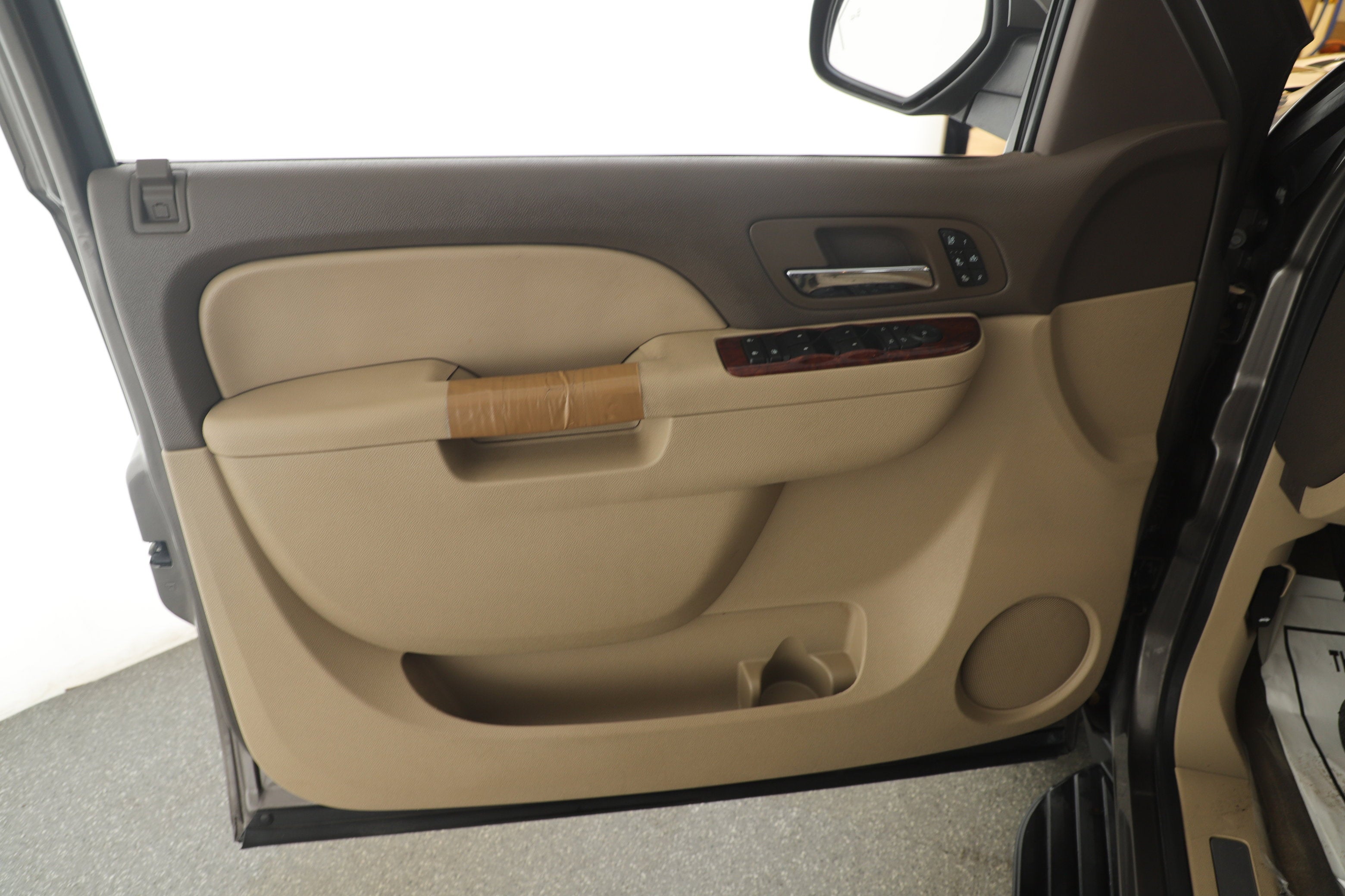 2013 Chevrolet Suburban LTZ