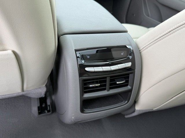 2023 Cadillac XT5 FWD Premium Luxury