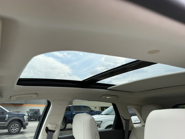 2023 Cadillac XT5 FWD Premium Luxury