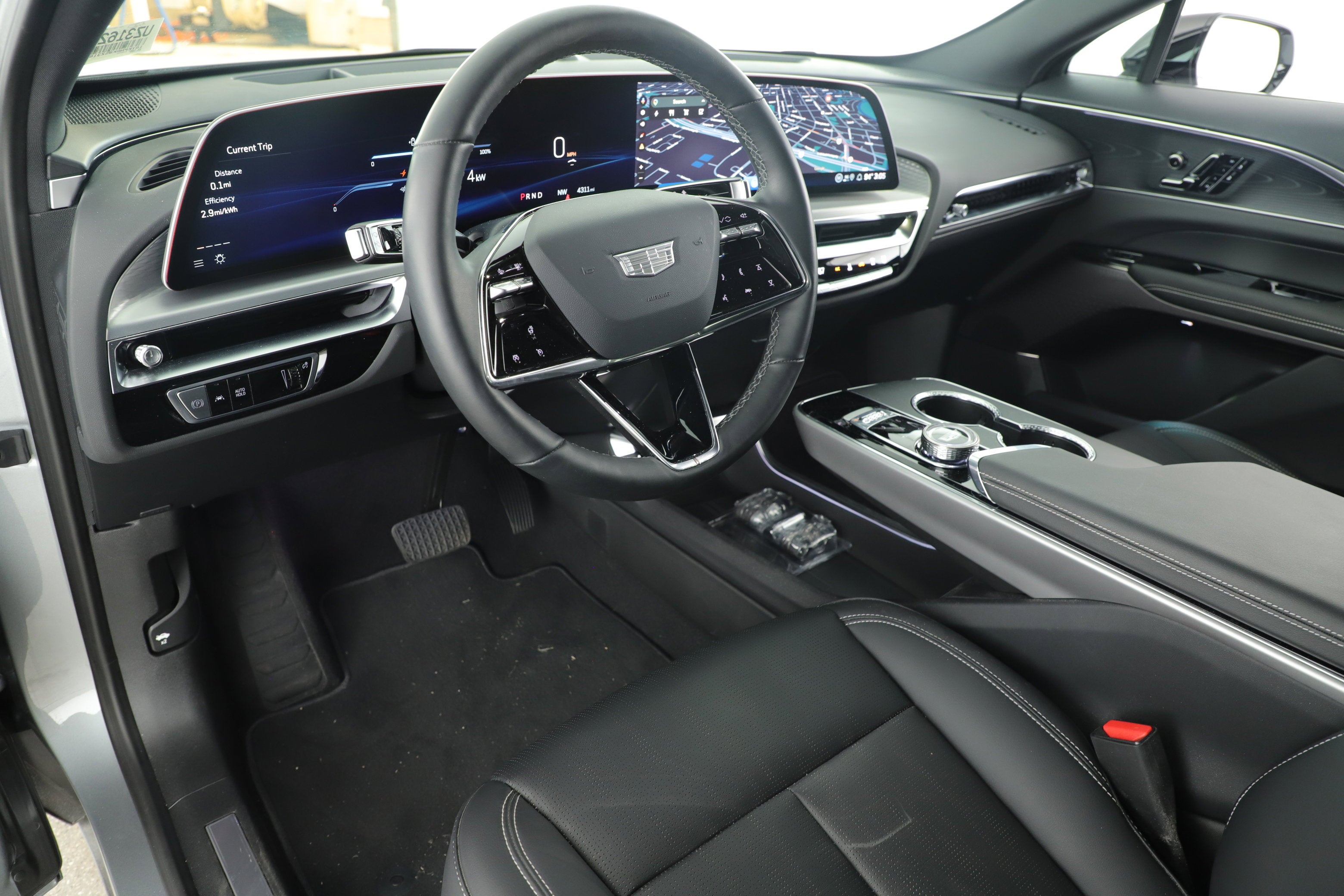 2025 Cadillac LYRIQ Luxury