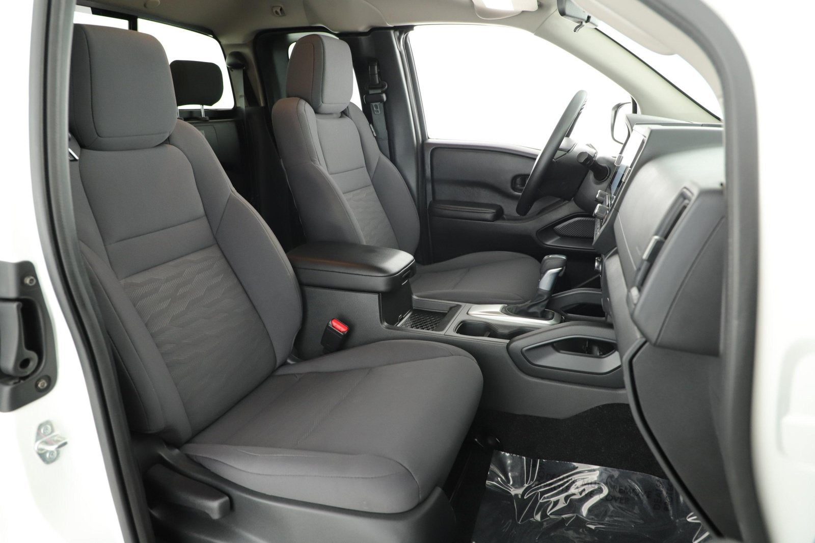 2025 Nissan Frontier S