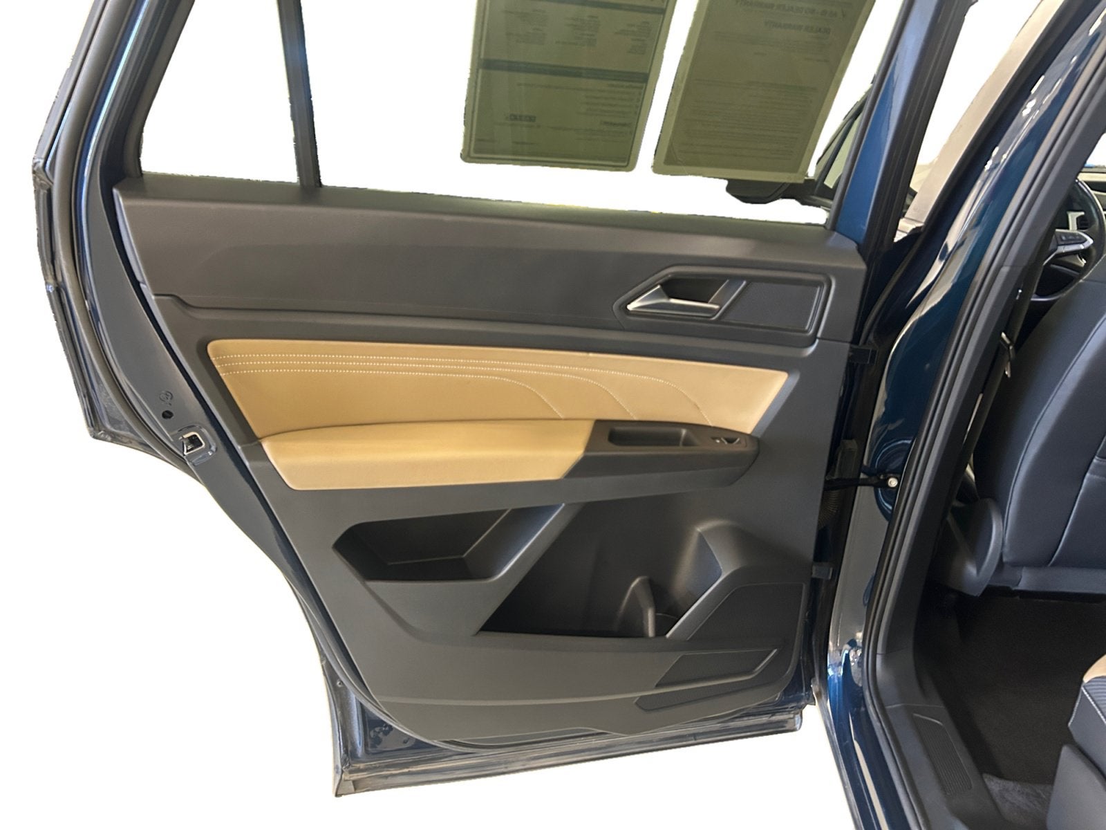 2023 Volkswagen Atlas Cross Sport Base