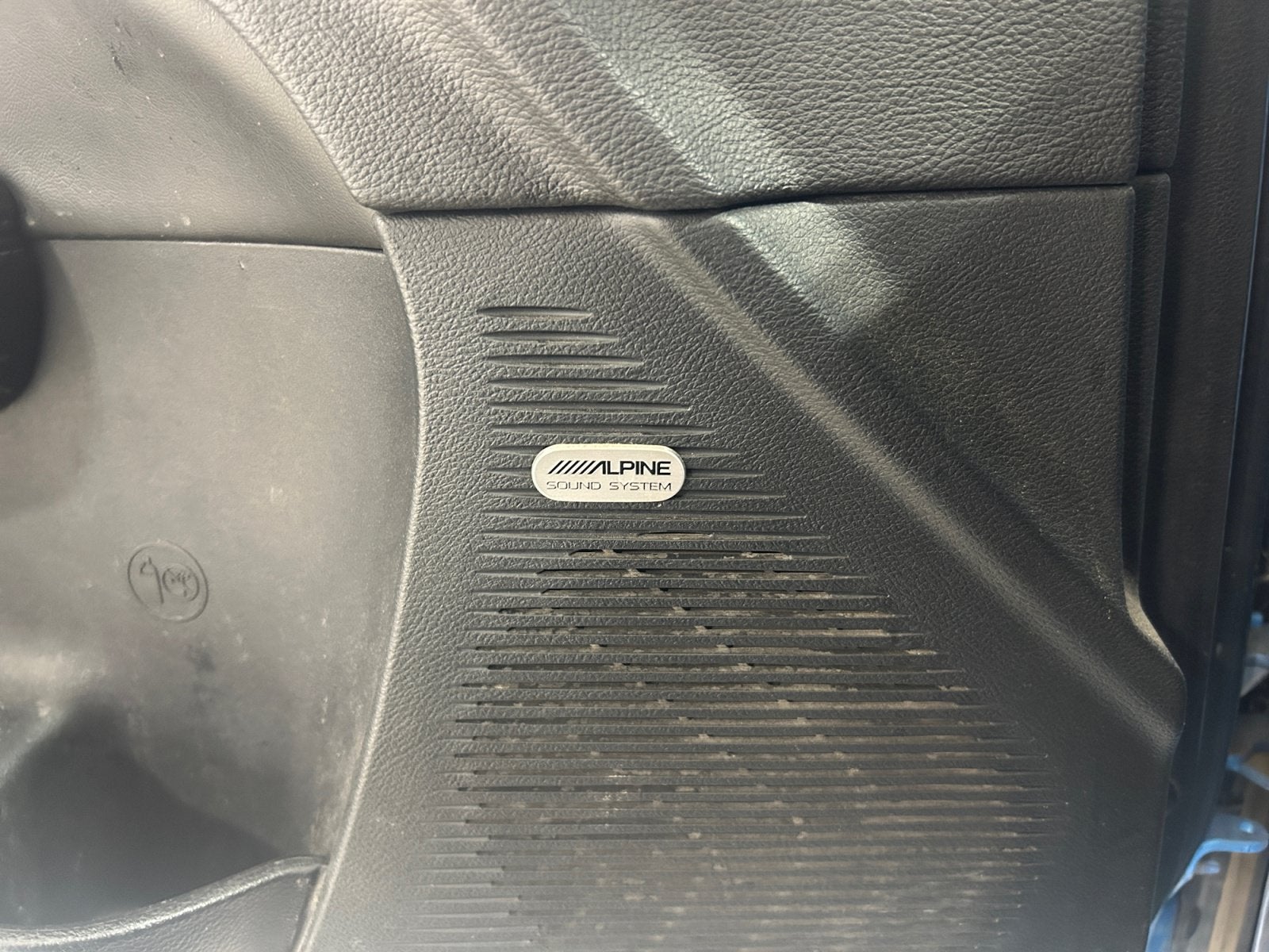 2016 Dodge Challenger SXT Plus