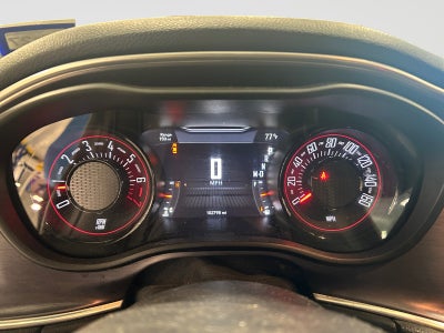 2016 Dodge Challenger SXT Plus