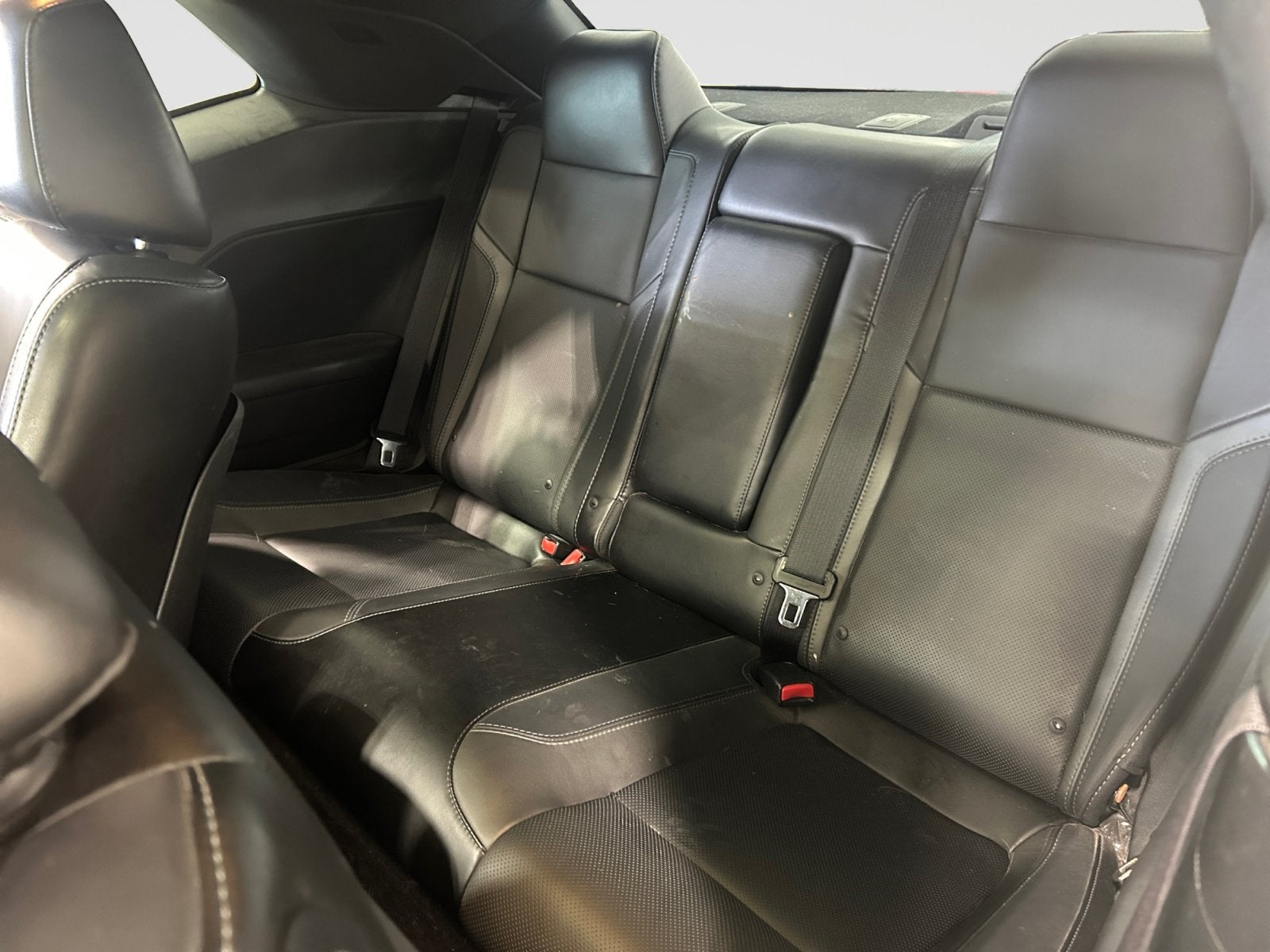 2016 Dodge Challenger SXT Plus