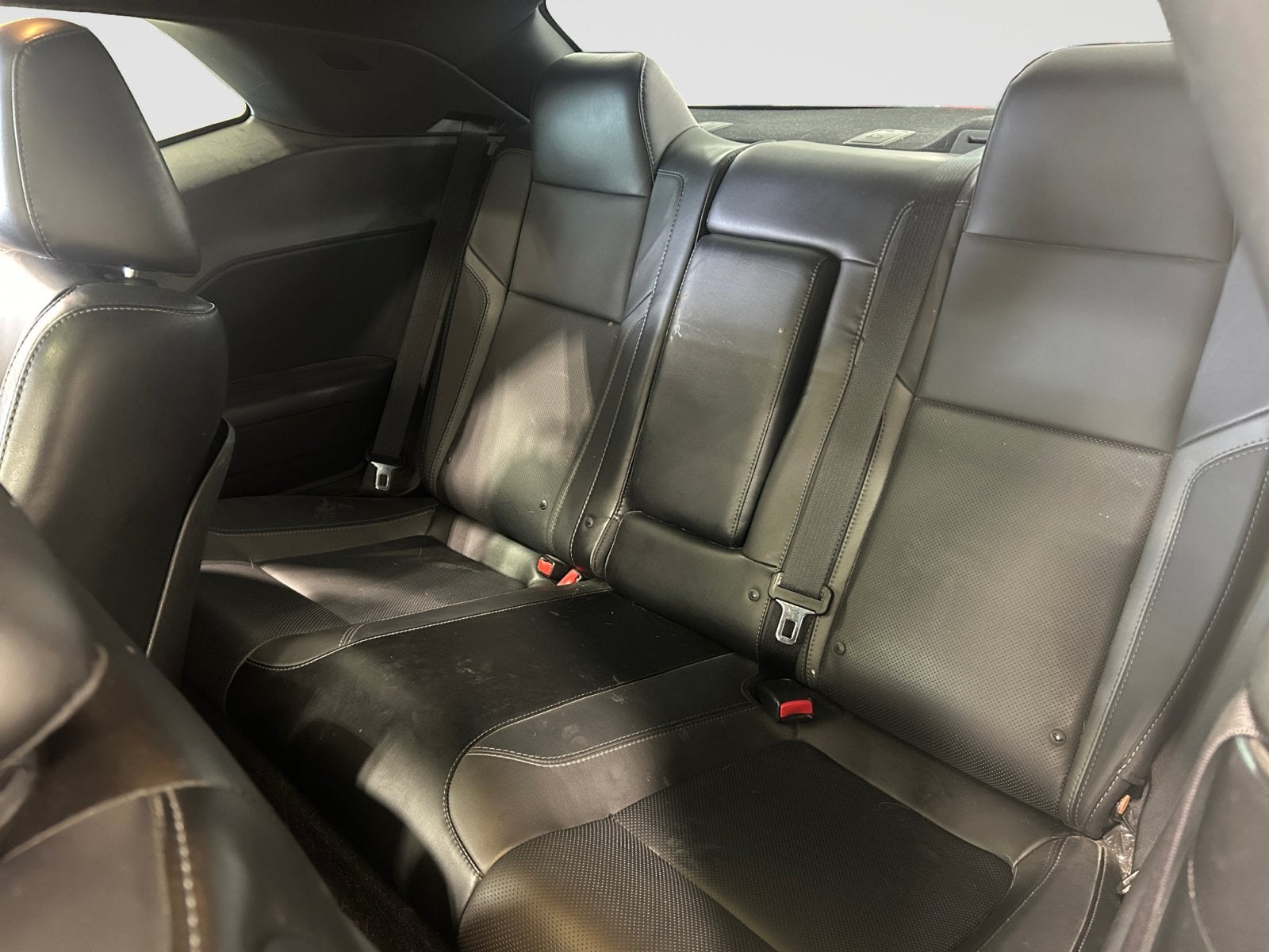 2016 Dodge Challenger SXT Plus