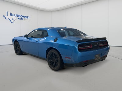 2016 Dodge Challenger SXT Plus
