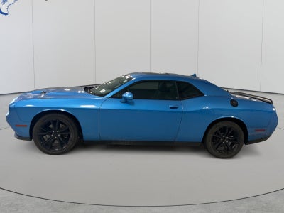2016 Dodge Challenger SXT Plus