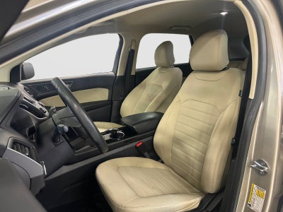 2018 Ford Edge SE