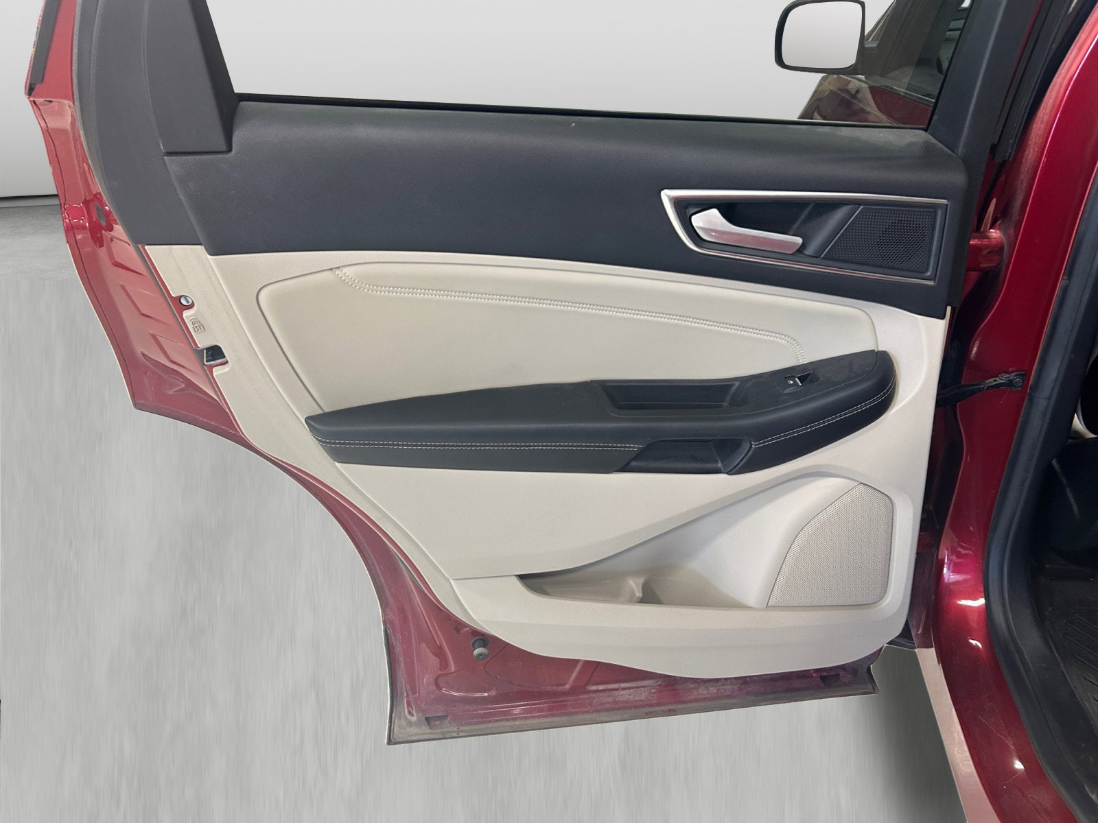 2021 Ford Edge Titanium