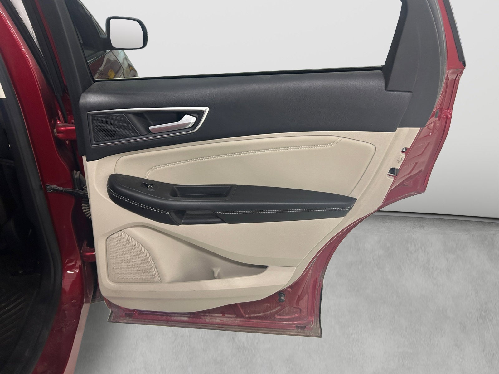2021 Ford Edge Titanium