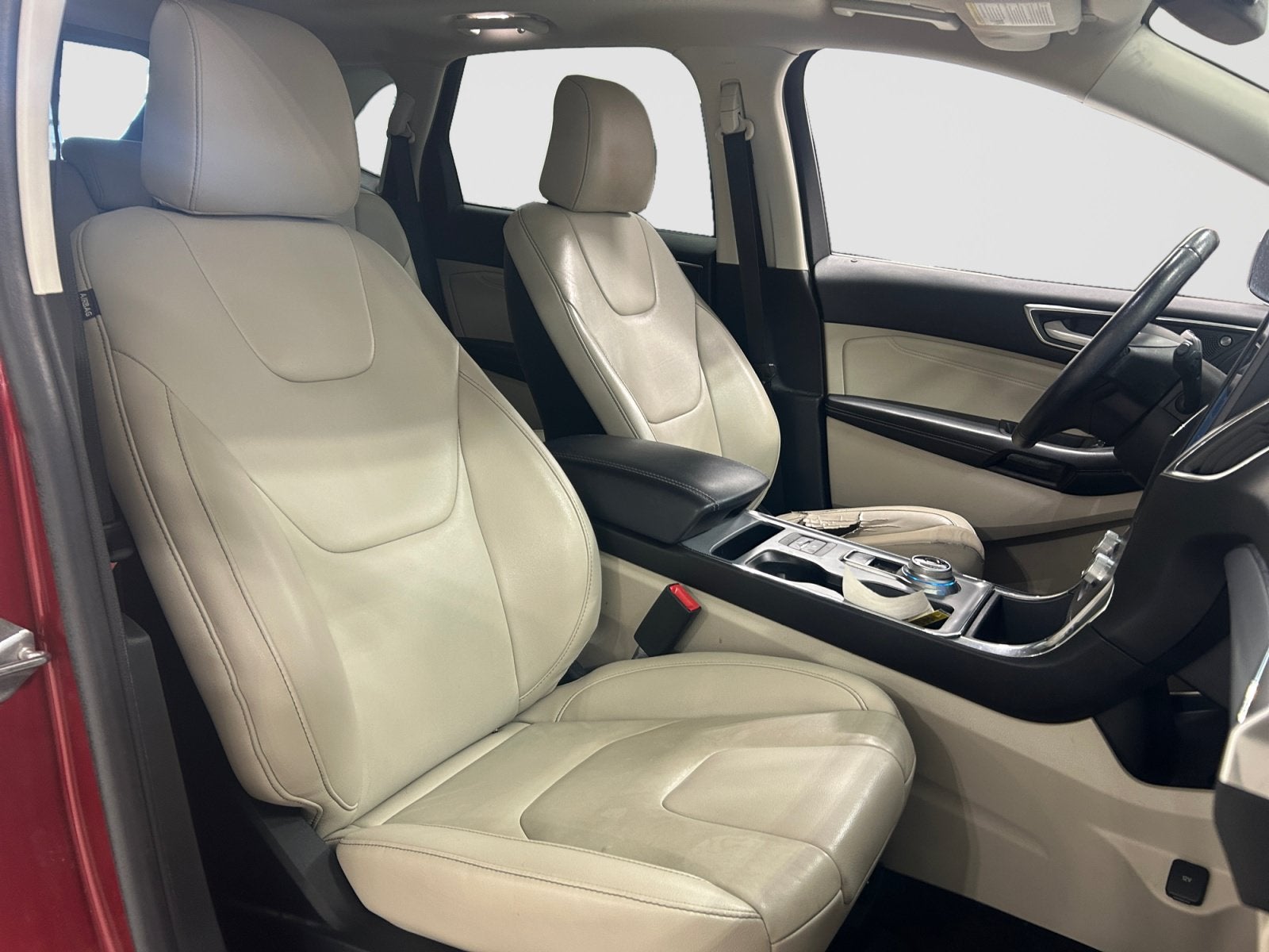 2021 Ford Edge Titanium