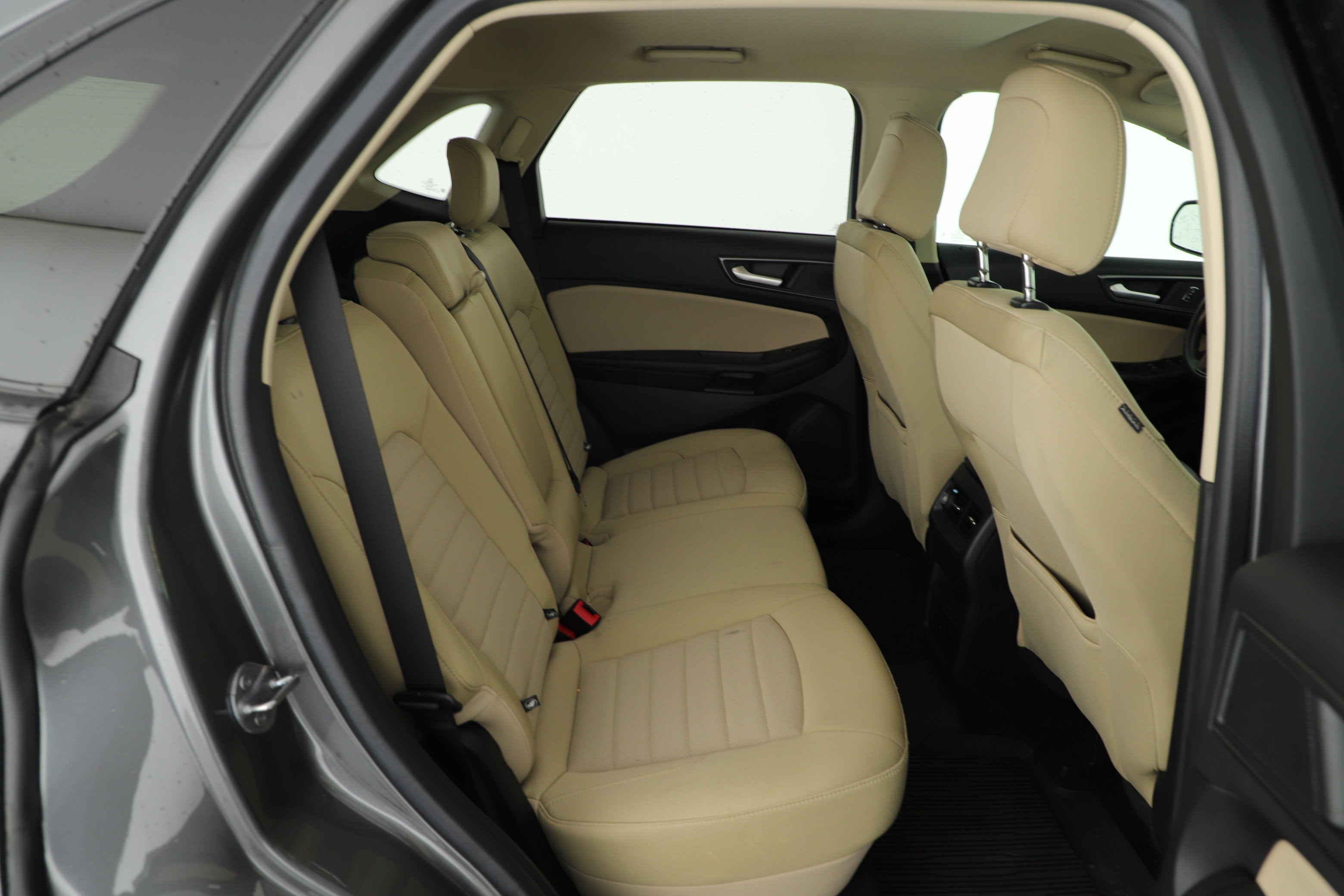 2023 Ford Edge SE