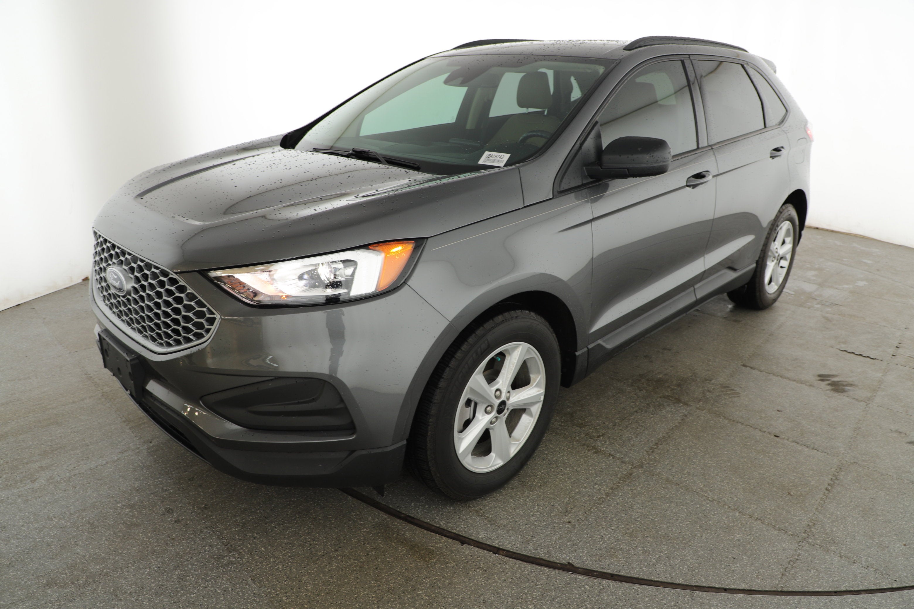 2023 Ford Edge SE