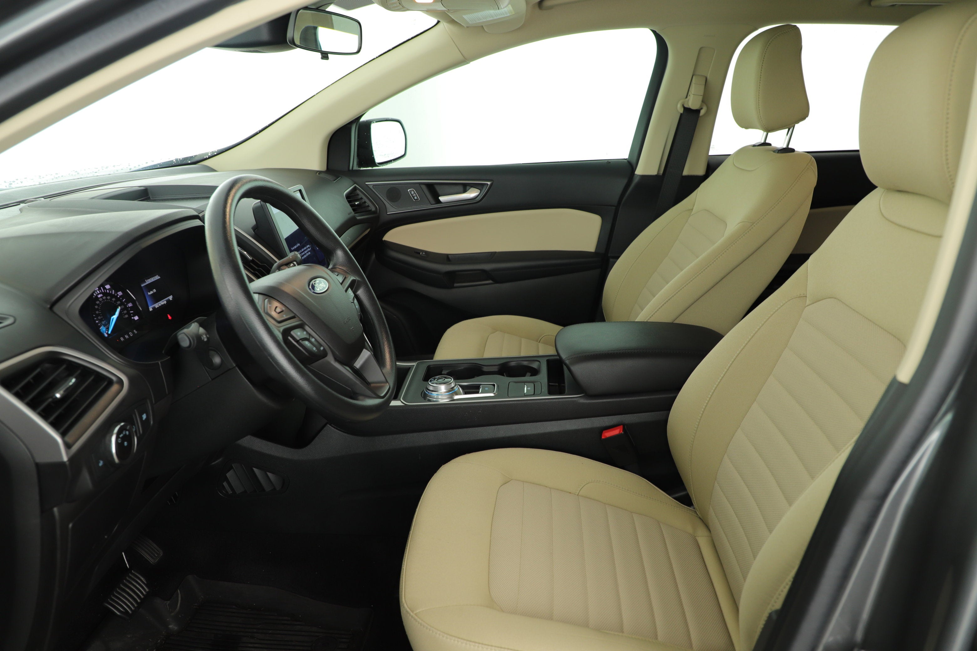 2023 Ford Edge SE
