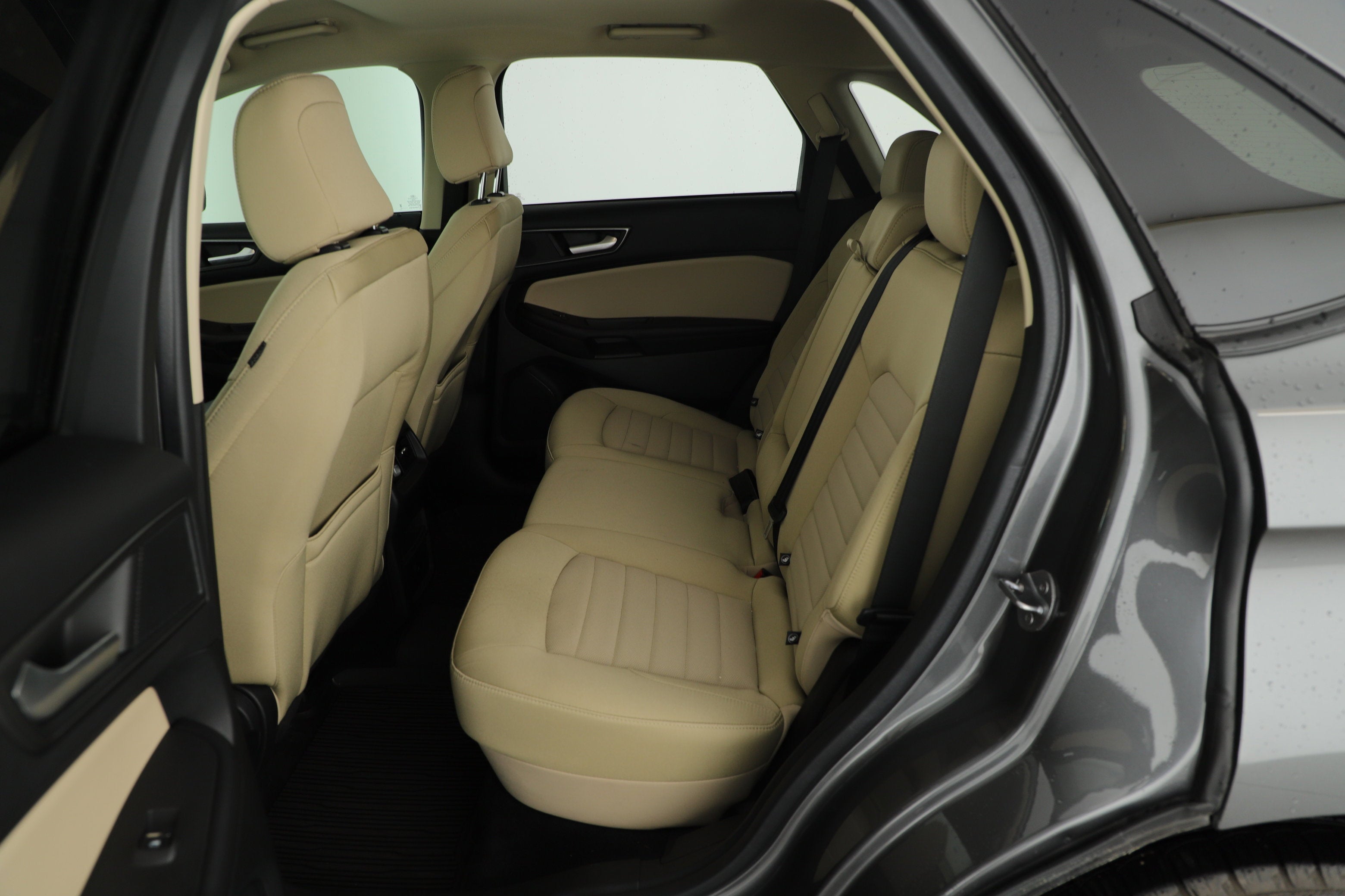 2023 Ford Edge SE